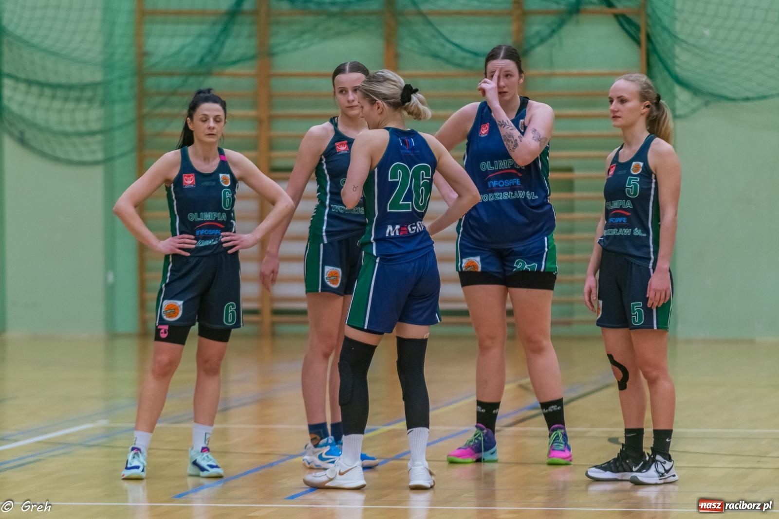 Zdjęcie w galerii na portalu naszraciborz.pl: Koszykówka. Walka do ostatniej syreny. Lider odrobinę lepszy [FOTO i WIDEO] wiadomości z regionu