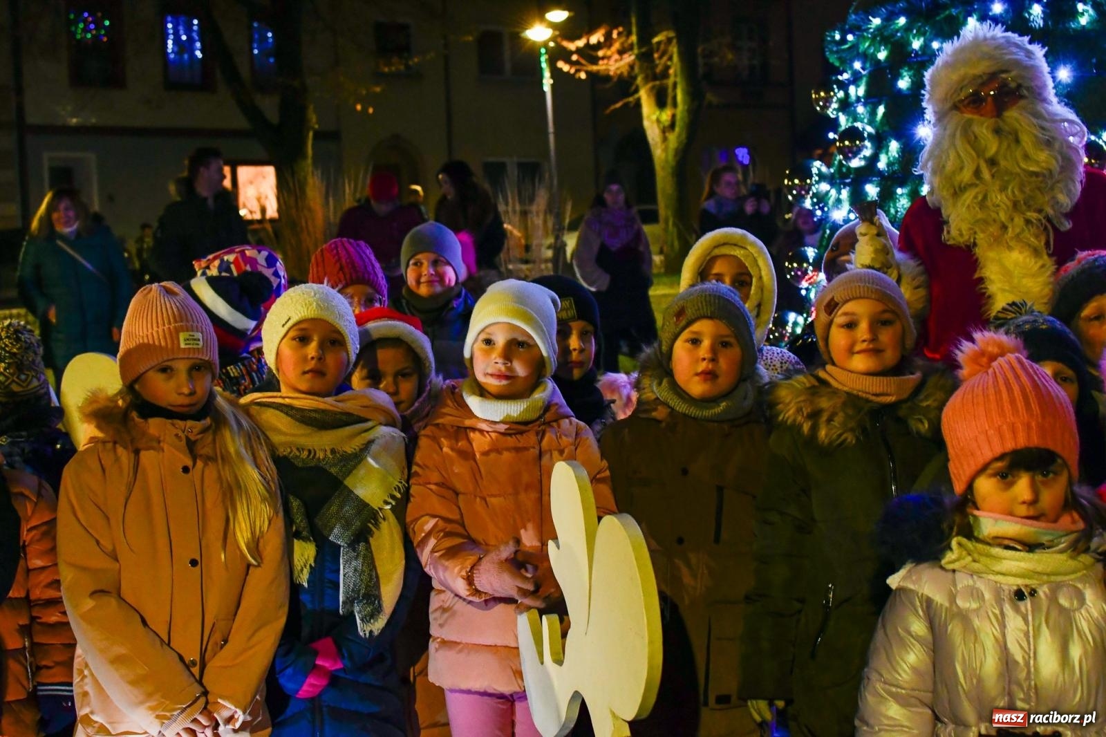 Zdjęcie w galerii na portalu naszraciborz.pl: Magiczny wieczór w Krzanowicach [FOTO i WIDEO] wiadomości z regionu