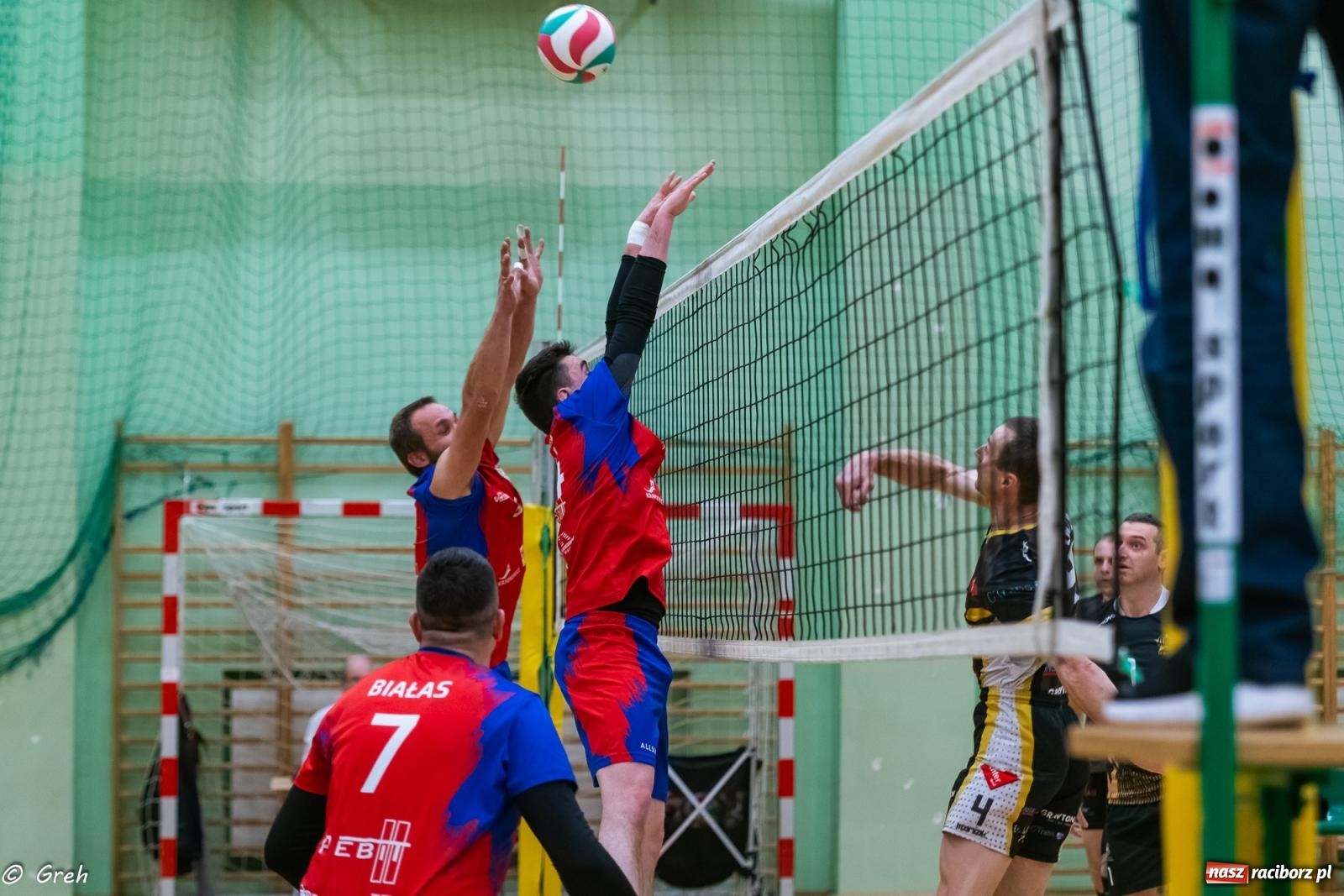 Zdjęcie w galerii na portalu naszraciborz.pl: RLPS. Pewne zwycięstwa Entera i Lunatyków [FOTO] wiadomości z regionu