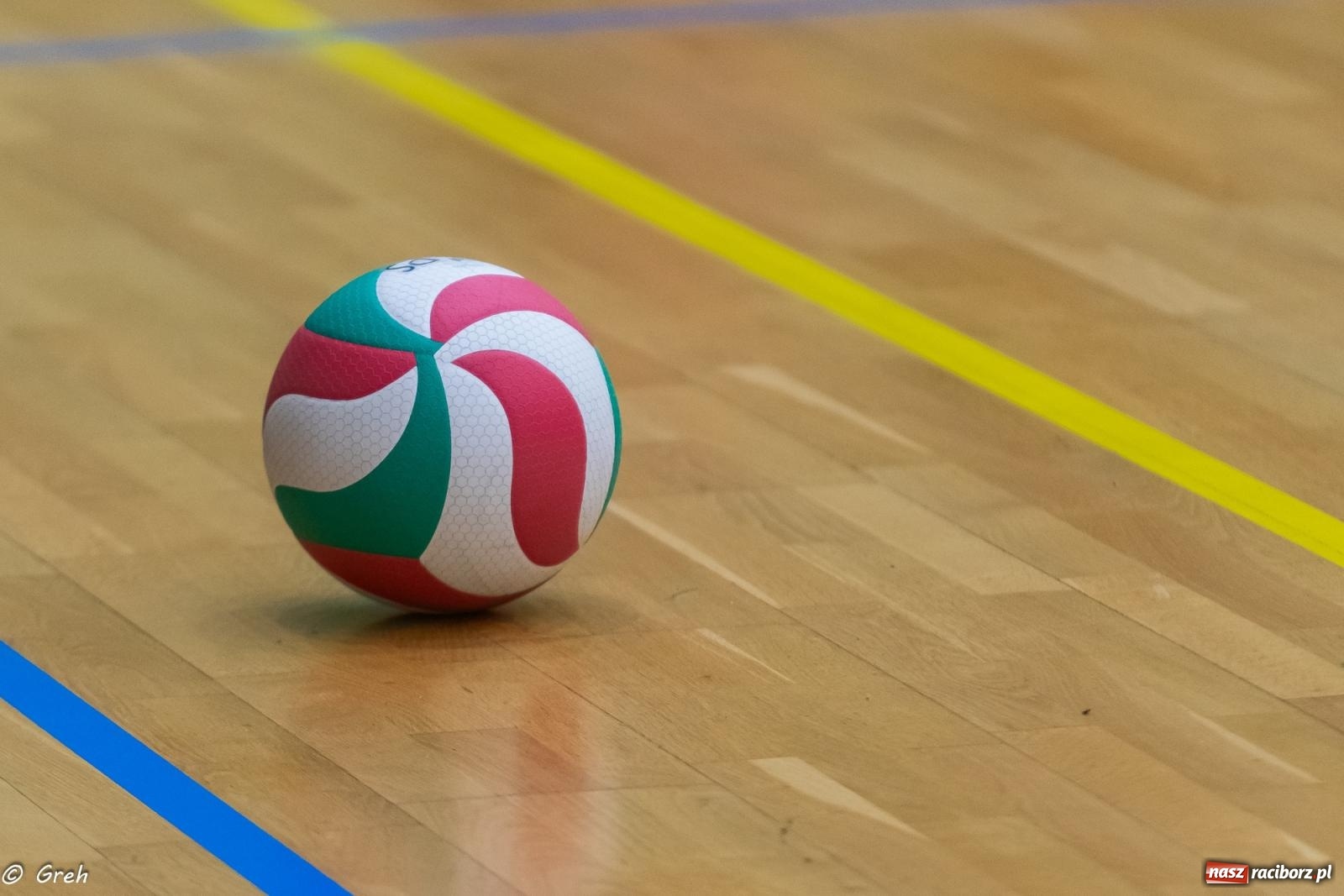 Zdjęcie w galerii na portalu naszraciborz.pl: RLPS. Pewne zwycięstwa Entera i Lunatyków [FOTO] wiadomości z regionu