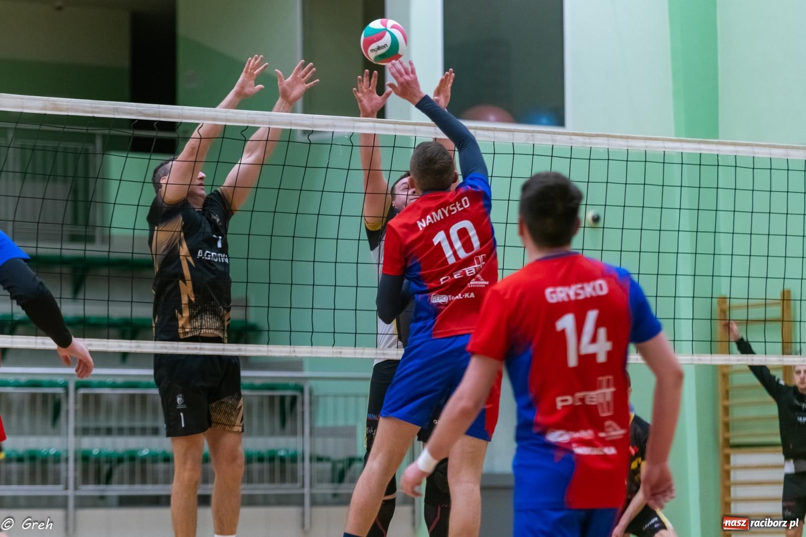 Zdjęcie w galerii na portalu naszraciborz.pl: RLPS. Pewne zwycięstwa Entera i Lunatyków [FOTO] wiadomości z regionu