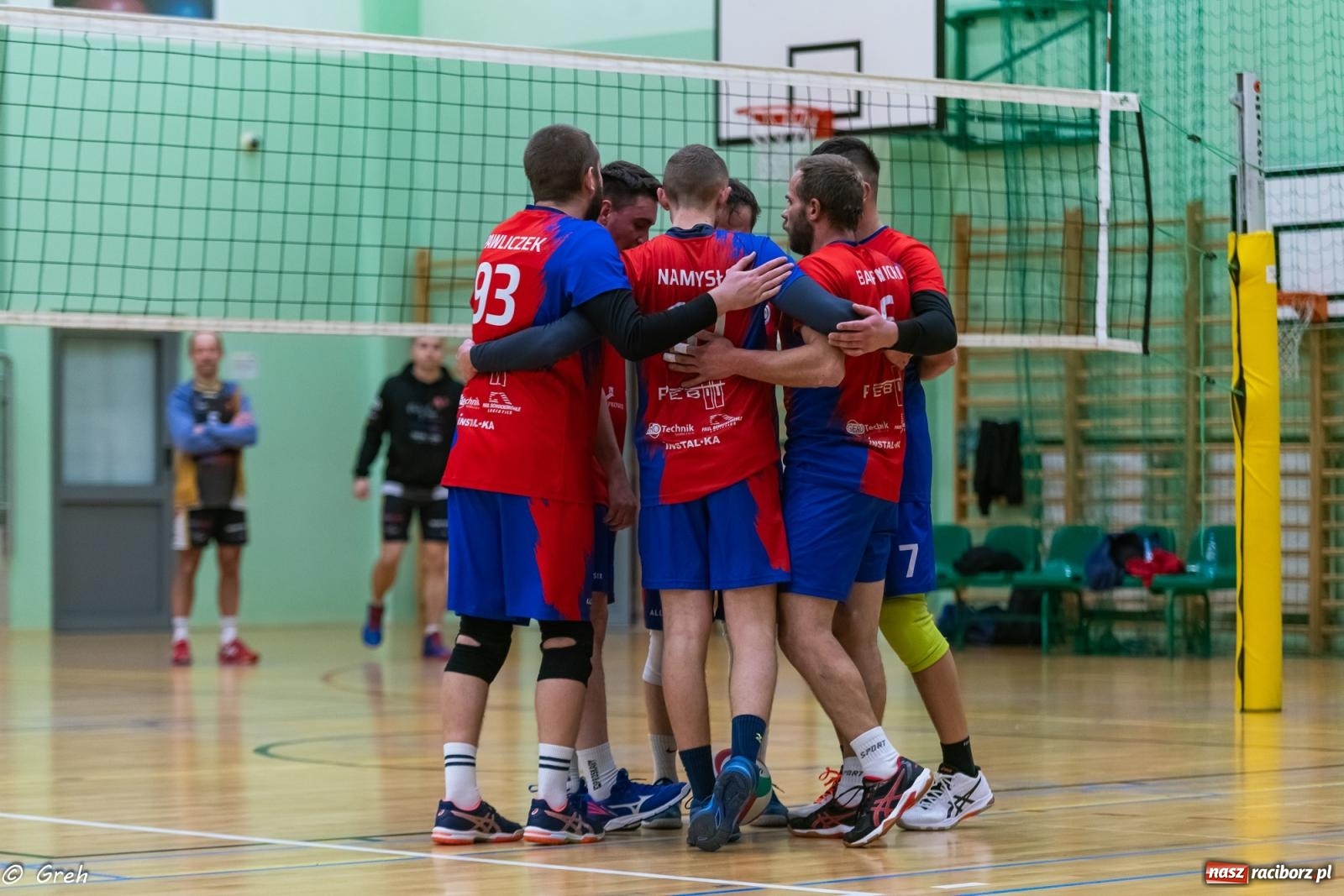 Zdjęcie w galerii na portalu naszraciborz.pl: RLPS. Pewne zwycięstwa Entera i Lunatyków [FOTO] wiadomości z regionu