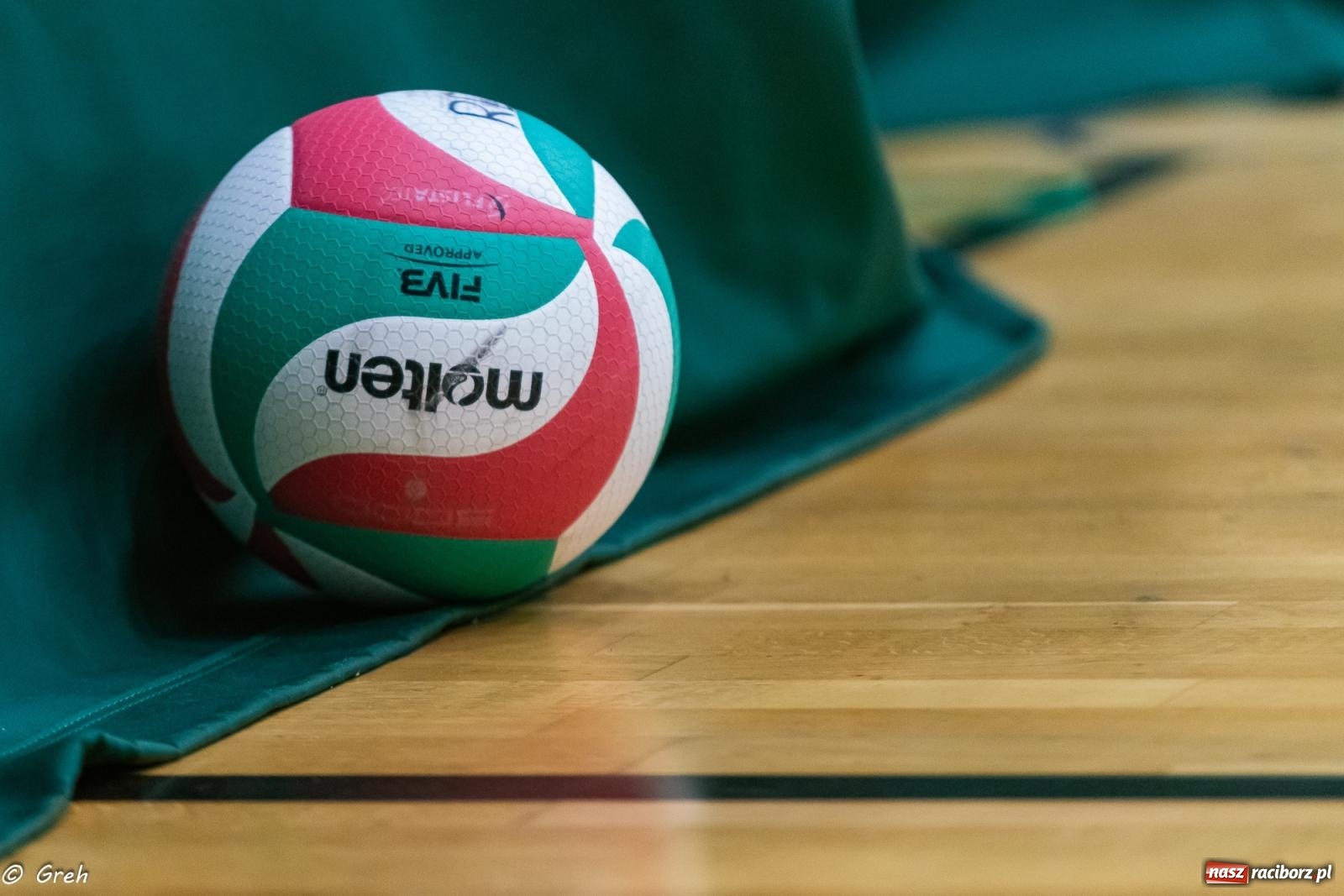 Zdjęcie w galerii na portalu naszraciborz.pl: RLPS. Pewne zwycięstwa Entera i Lunatyków [FOTO] wiadomości z regionu