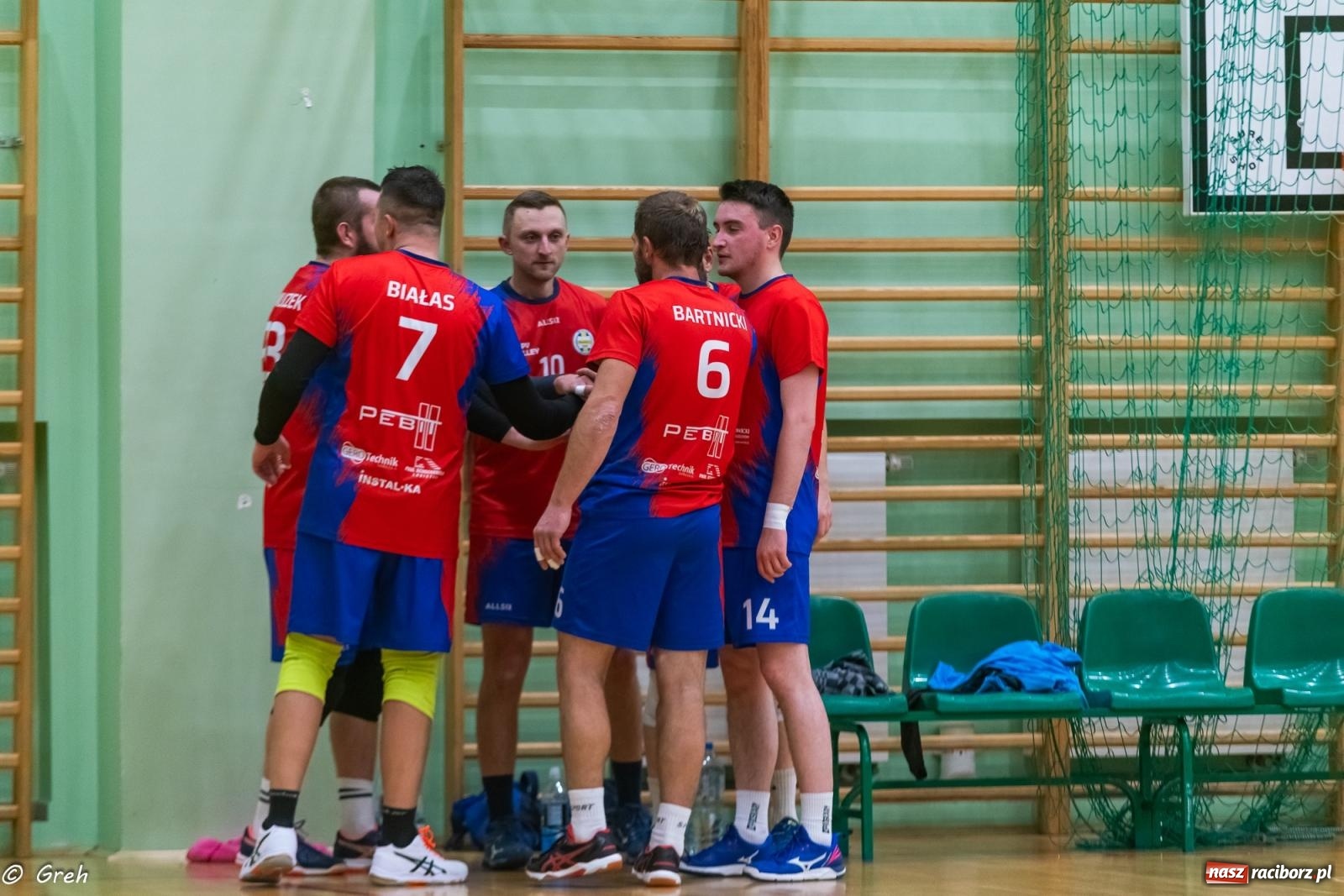 Zdjęcie w galerii na portalu naszraciborz.pl: RLPS. Pewne zwycięstwa Entera i Lunatyków [FOTO] wiadomości z regionu