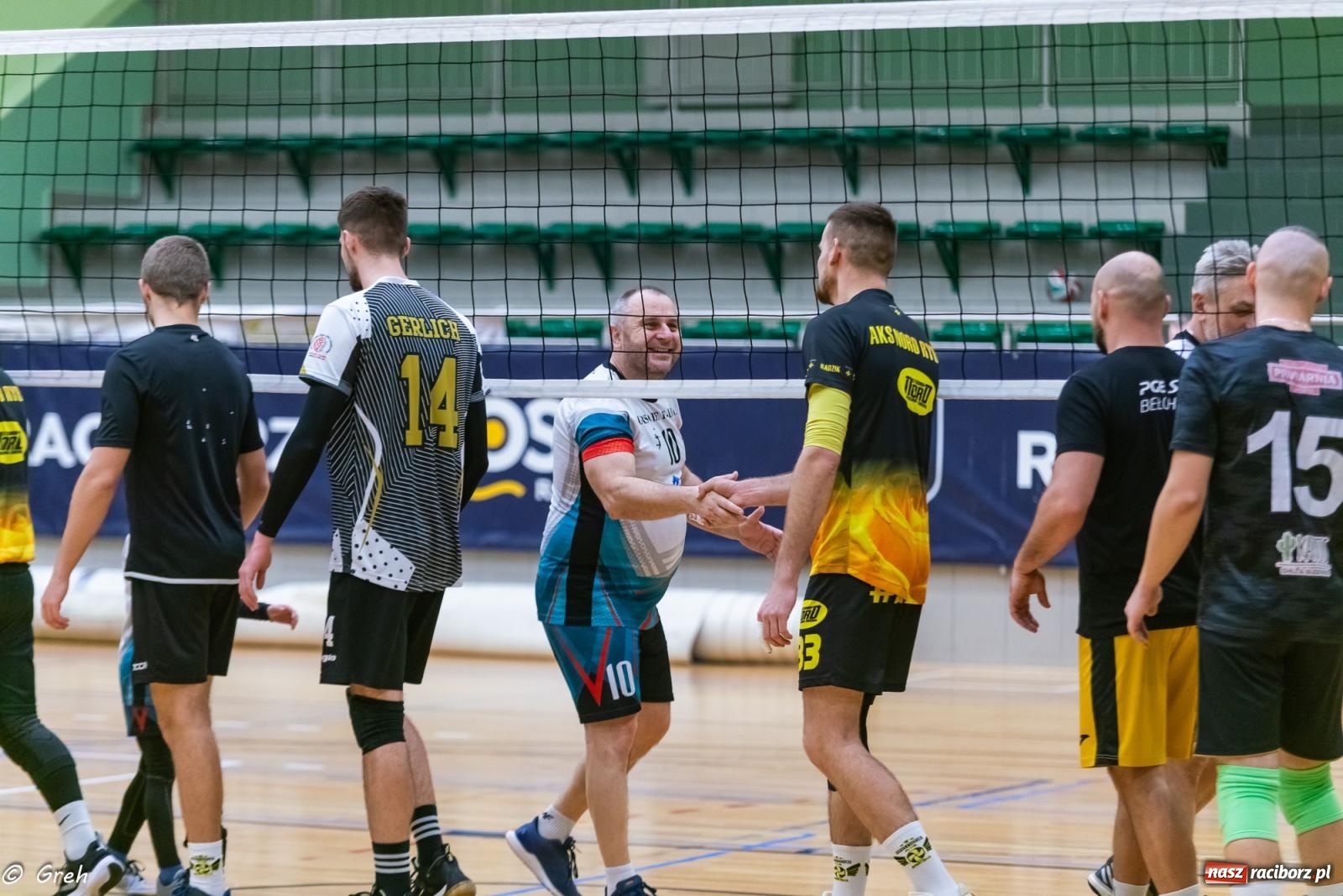 Zdjęcie w galerii na portalu naszraciborz.pl: RLPS. Pewne zwycięstwa Entera i Lunatyków [FOTO] wiadomości z regionu