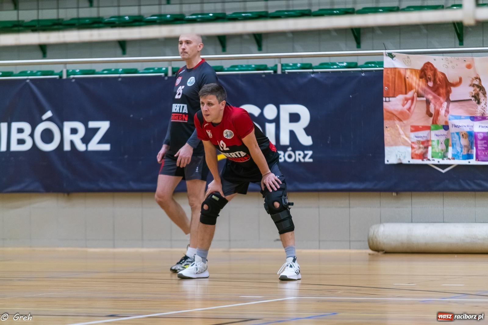 Zdjęcie w galerii na portalu naszraciborz.pl: RLPS. Pewne zwycięstwa Entera i Lunatyków [FOTO] wiadomości z regionu