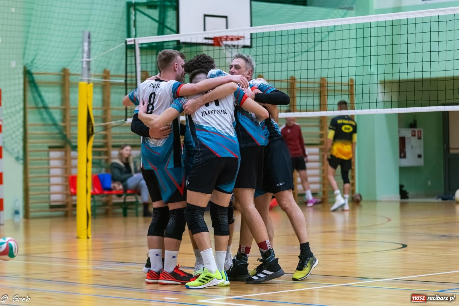 Zdjęcie w galerii na portalu naszraciborz.pl: RLPS. Pewne zwycięstwa Entera i Lunatyków [FOTO] wiadomości z regionu