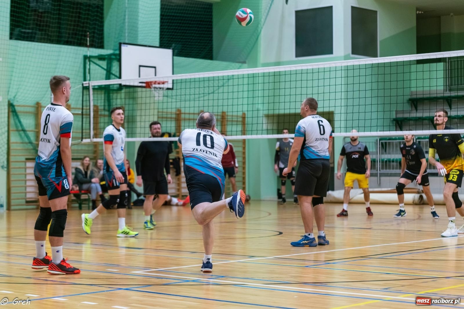 Zdjęcie w galerii na portalu naszraciborz.pl: RLPS. Pewne zwycięstwa Entera i Lunatyków [FOTO] wiadomości z regionu