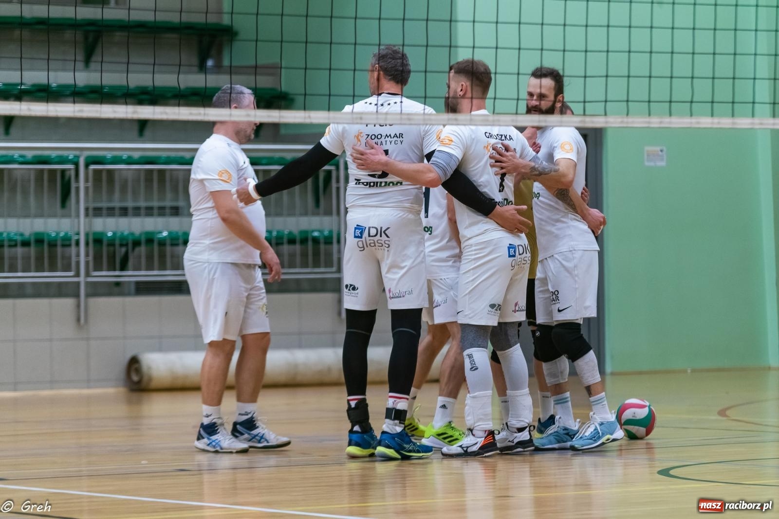 Zdjęcie w galerii na portalu naszraciborz.pl: RLPS. Pewne zwycięstwa Entera i Lunatyków [FOTO] wiadomości z regionu