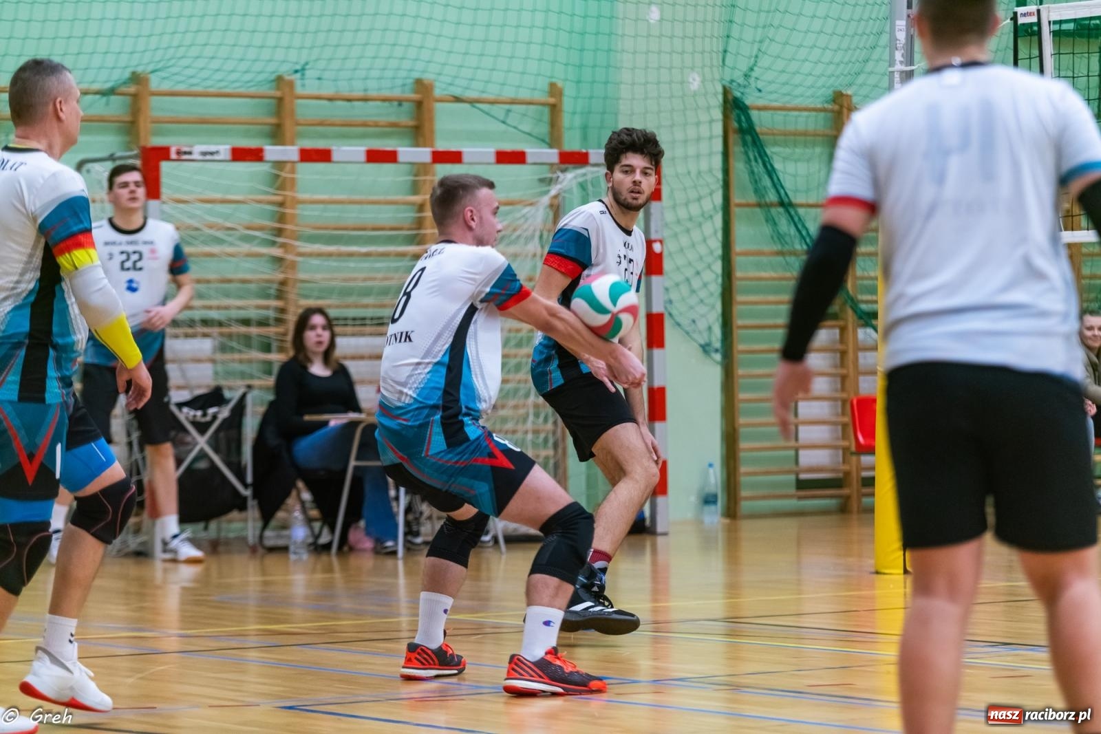 Zdjęcie w galerii na portalu naszraciborz.pl: RLPS. Pewne zwycięstwa Entera i Lunatyków [FOTO] wiadomości z regionu