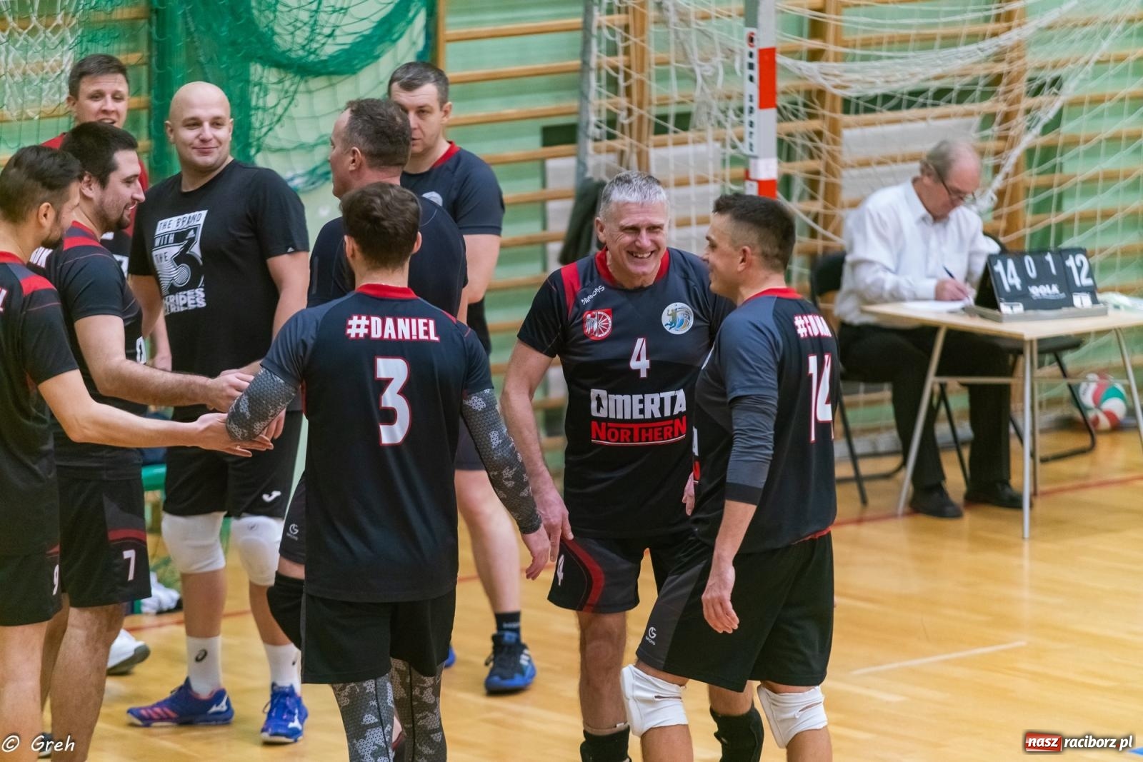 Zdjęcie w galerii na portalu naszraciborz.pl: RLPS. Pewne zwycięstwa Entera i Lunatyków [FOTO] wiadomości z regionu