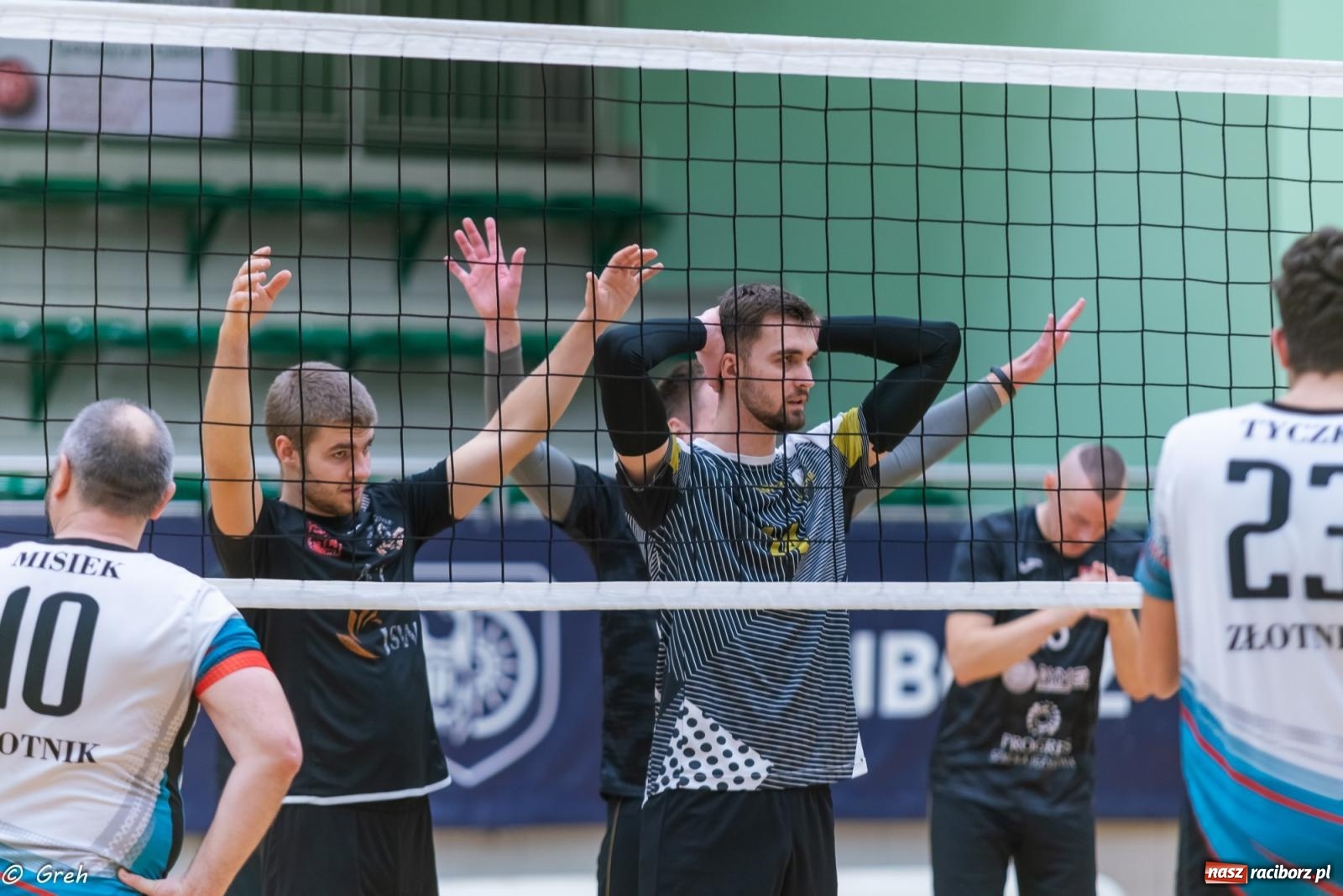 Zdjęcie w galerii na portalu naszraciborz.pl: RLPS. Pewne zwycięstwa Entera i Lunatyków [FOTO] wiadomości z regionu