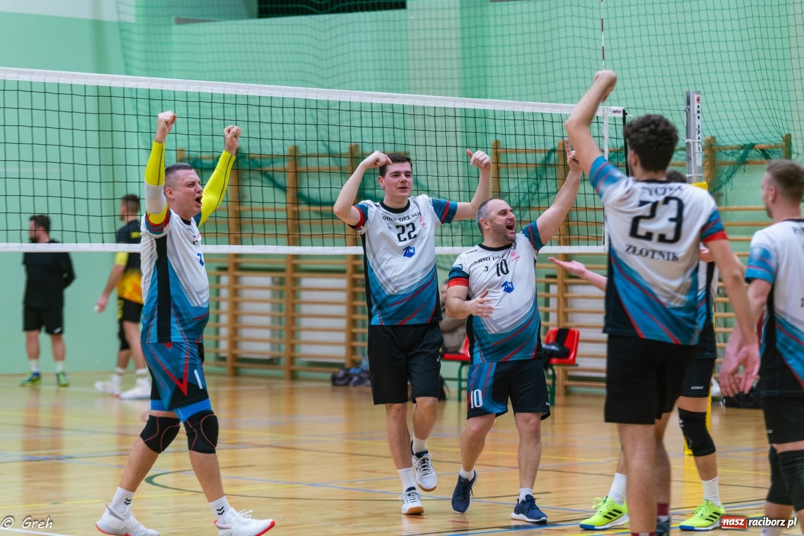 Zdjęcie w galerii na portalu naszraciborz.pl: RLPS. Pewne zwycięstwa Entera i Lunatyków [FOTO] wiadomości z regionu