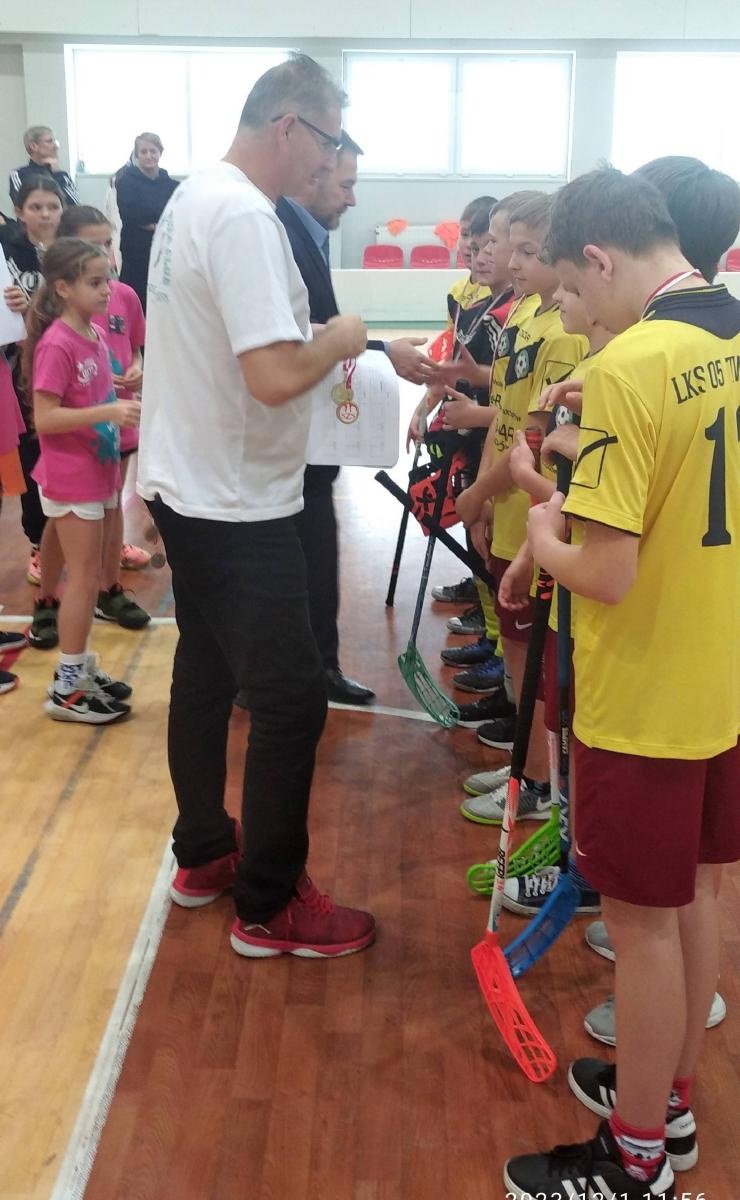 Zdjęcie w galerii na portalu naszraciborz.pl: Finał Wojewódzki Igrzysk Dzieci w Unihokeju chłopców. Srebro dla Tworkowa wiadomości z regionu