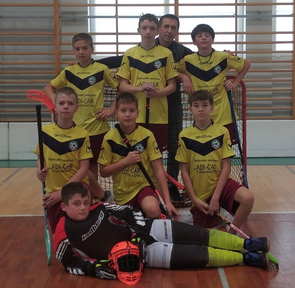 Zdjęcie w galerii na portalu naszraciborz.pl: Finał Wojewódzki Igrzysk Dzieci w Unihokeju chłopców. Srebro dla Tworkowa wiadomości z regionu