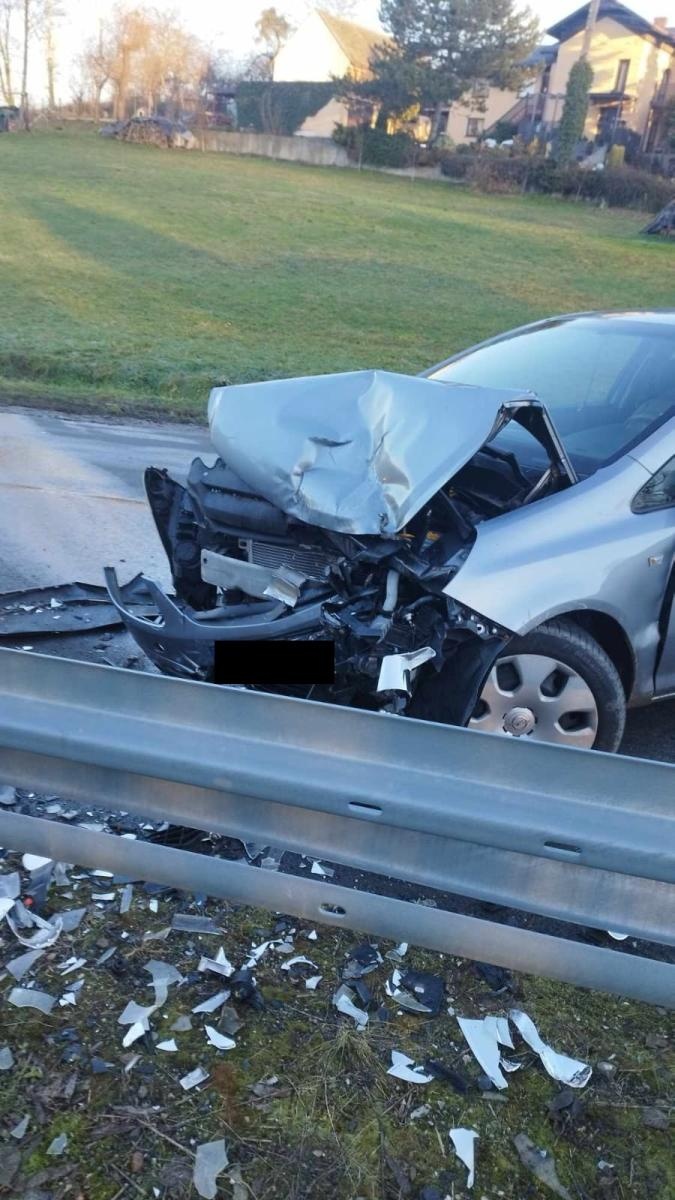 Zdjęcie w galerii na portalu naszraciborz.pl: Niebezpiecznie na drogach w powiecie. Dwa zdarzenia w godzinę wiadomości z regionu