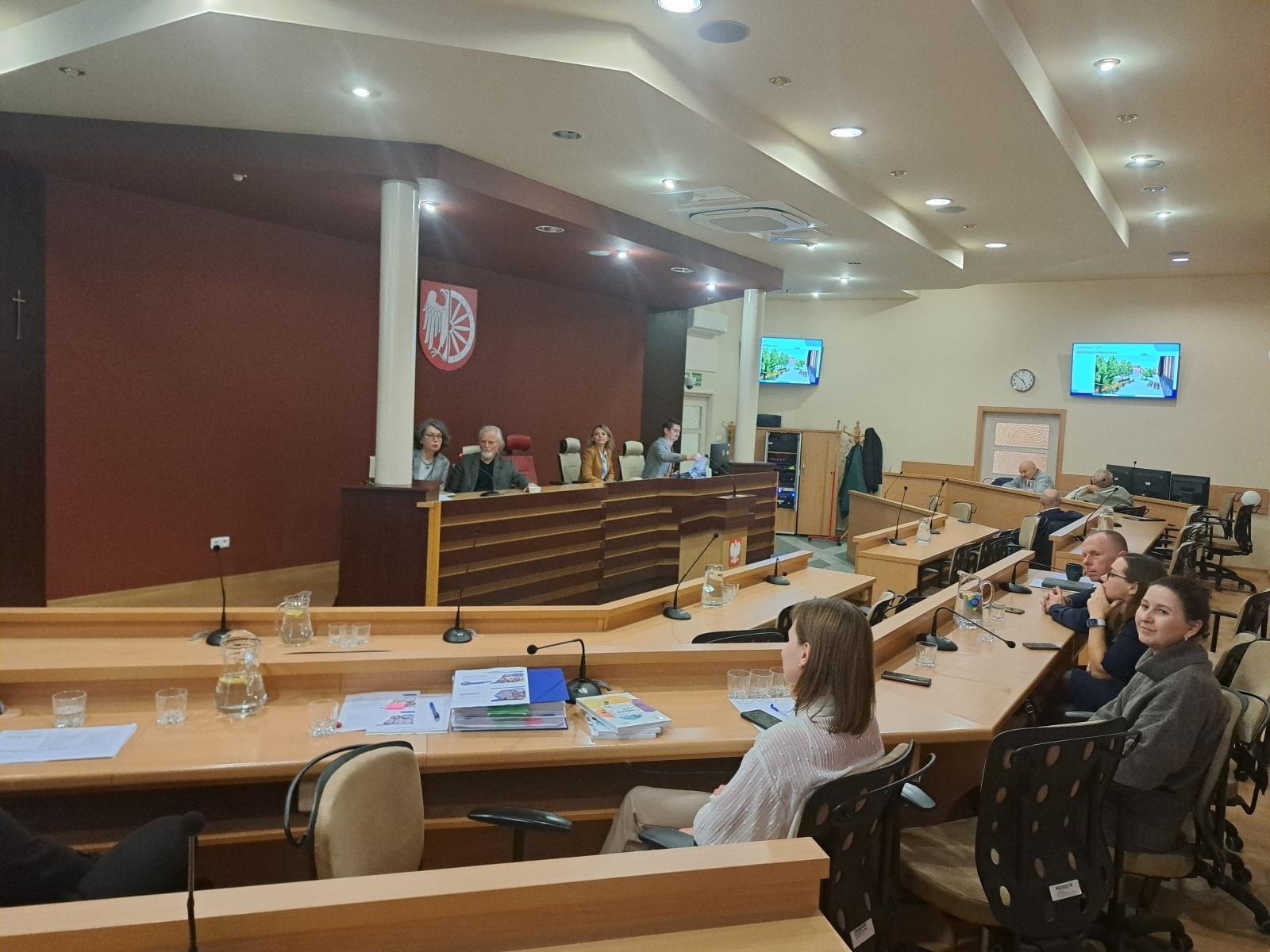 Zdjęcie w galerii na portalu naszraciborz.pl: Urban Lab i Stacja Młodych w Raciborzu coraz bliżej wiadomości z regionu