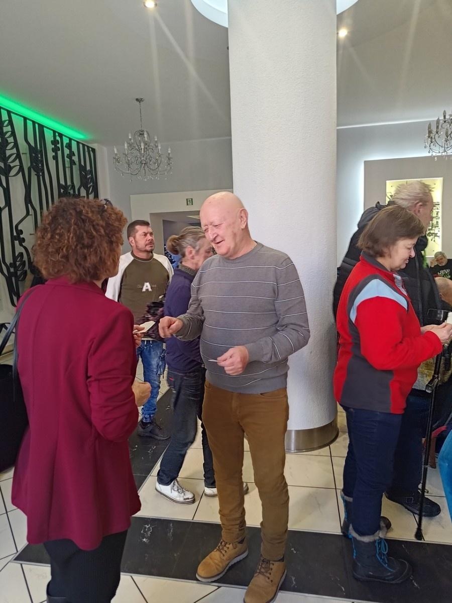 Zdjęcie w galerii na portalu naszraciborz.pl: Wigilia dla samotnych w Raciborskiej wiadomości z regionu