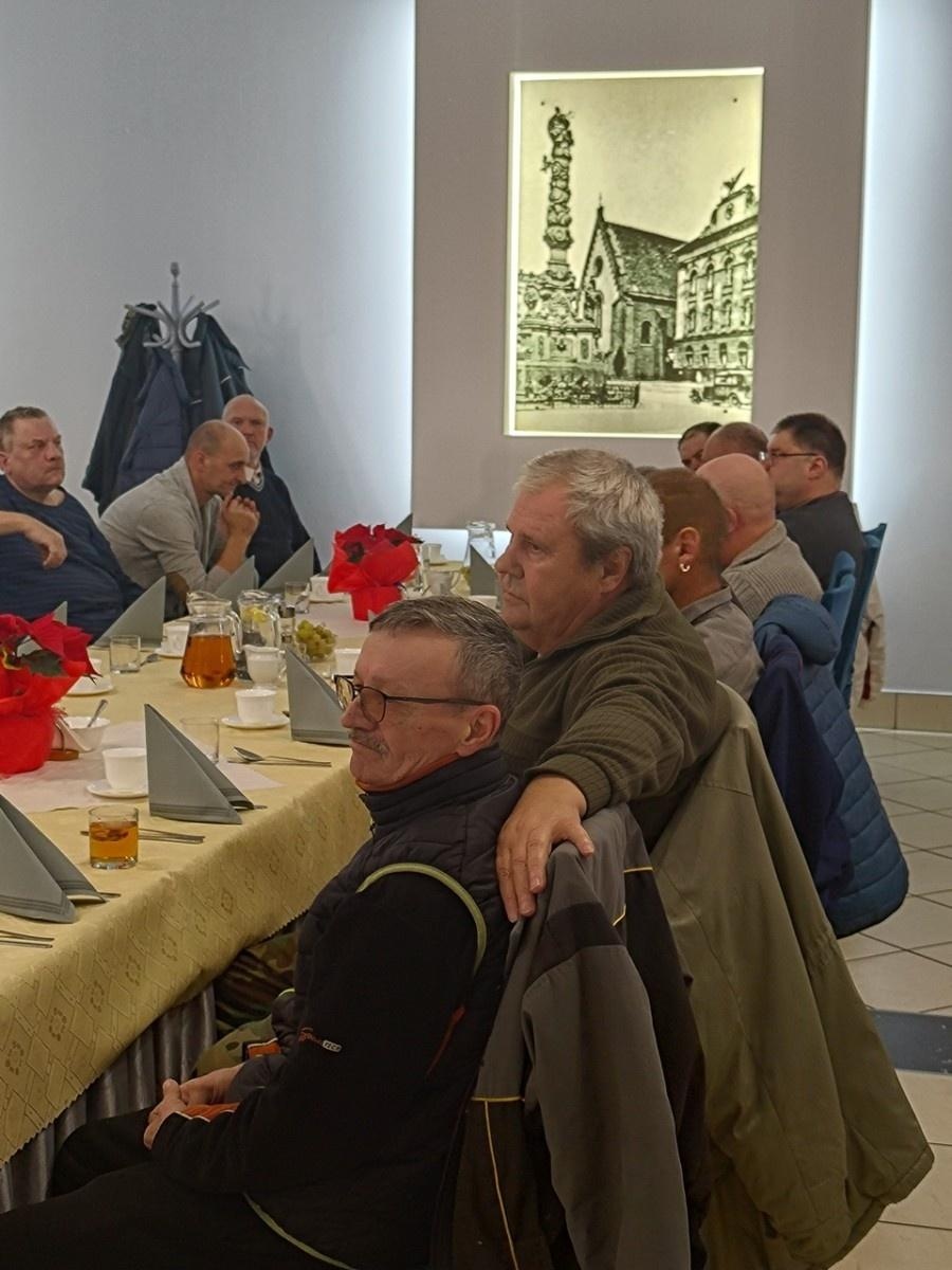 Zdjęcie w galerii na portalu naszraciborz.pl: Wigilia dla samotnych w Raciborskiej wiadomości z regionu