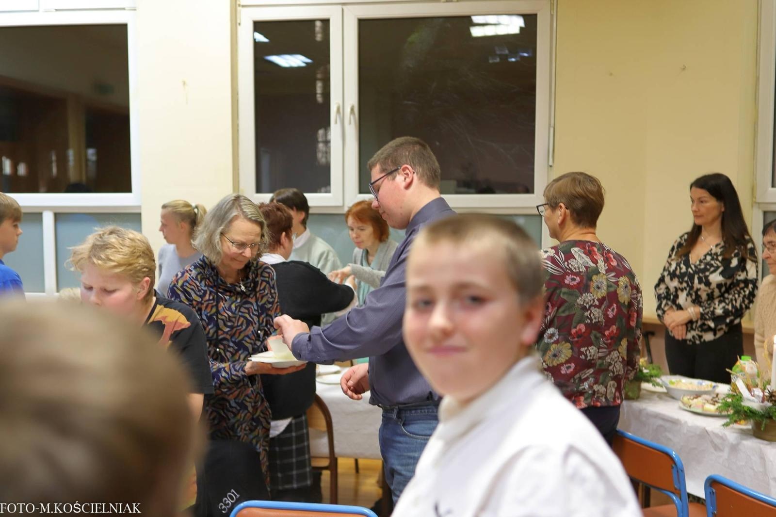 Zdjęcie w galerii na portalu naszraciborz.pl: Wigilijka w raciborskiej Przystani wiadomości z regionu