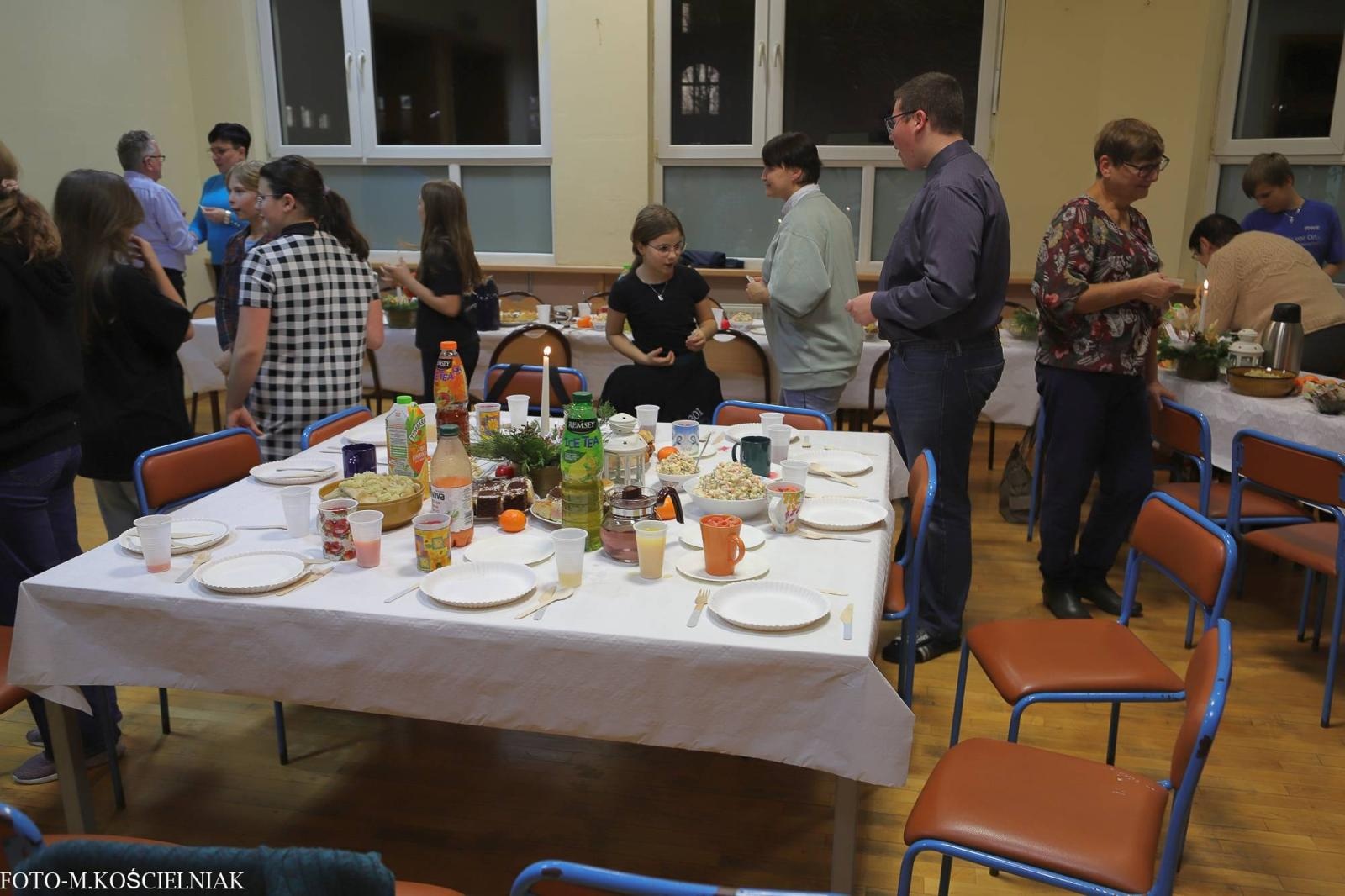 Zdjęcie w galerii na portalu naszraciborz.pl: Wigilijka w raciborskiej Przystani wiadomości z regionu