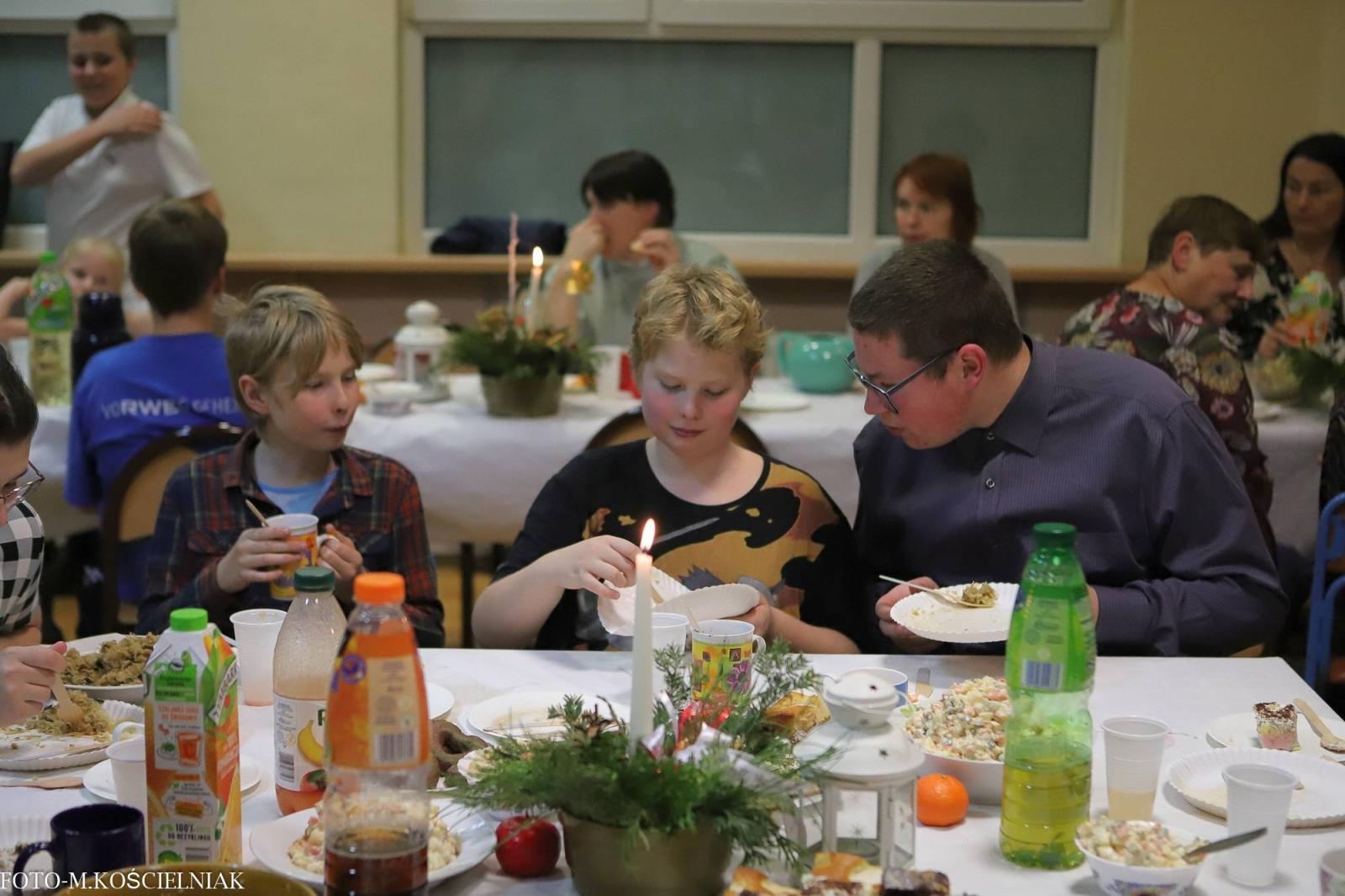 Zdjęcie w galerii na portalu naszraciborz.pl: Wigilijka w raciborskiej Przystani wiadomości z regionu