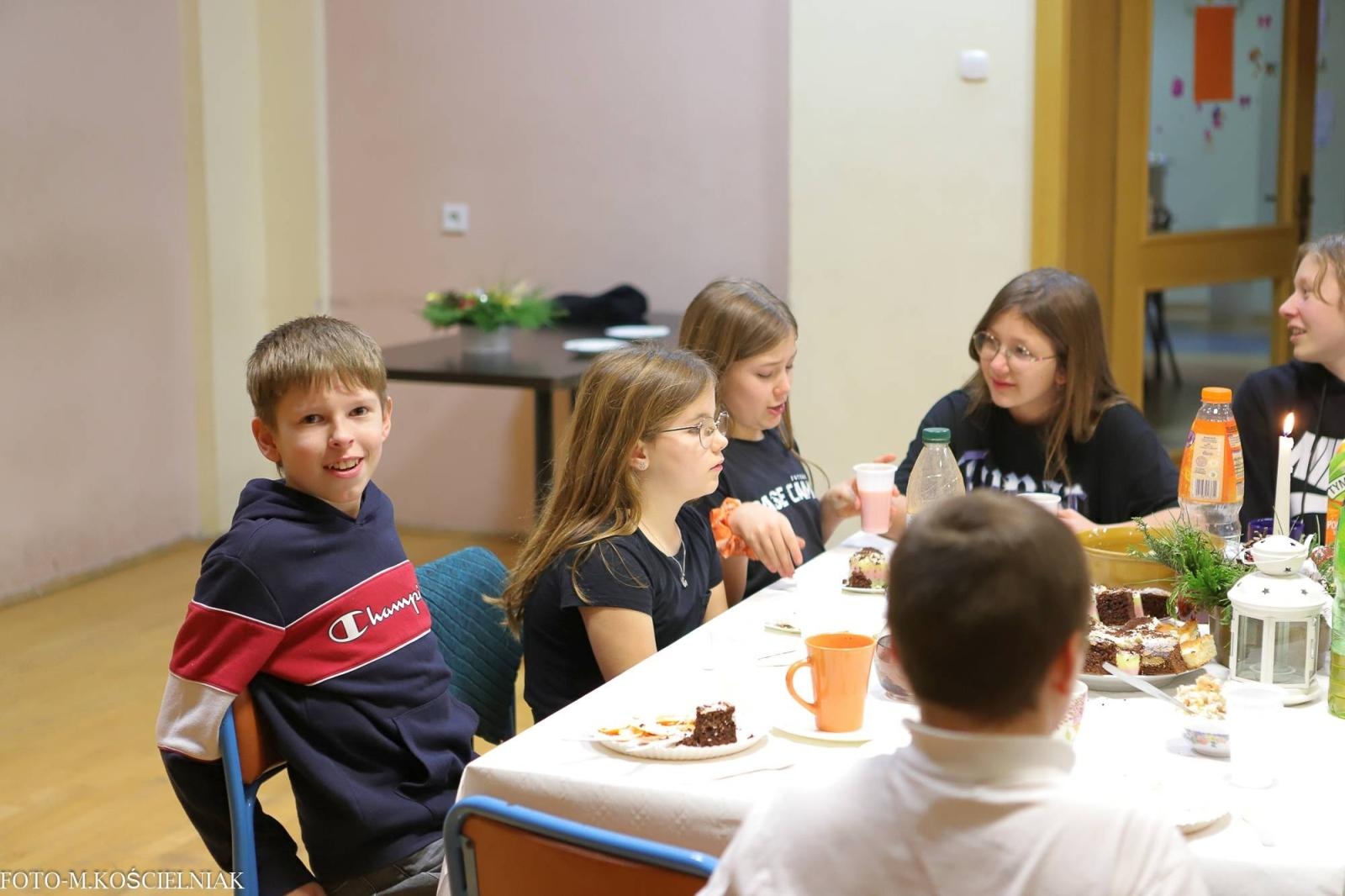 Zdjęcie w galerii na portalu naszraciborz.pl: Wigilijka w raciborskiej Przystani wiadomości z regionu