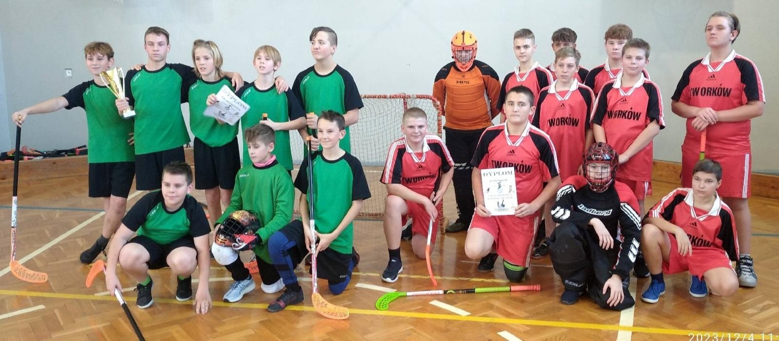 Zdjęcie w galerii na portalu naszraciborz.pl: Finał rejonowy Igrzysk Młodzieży Szkolnej w Unihokeju wiadomości z regionu