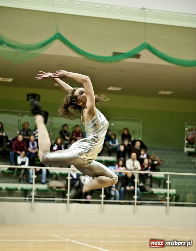 Zdjęcie w galerii na portalu naszraciborz.pl: Taneczne show Lilla House wiadomości z regionu