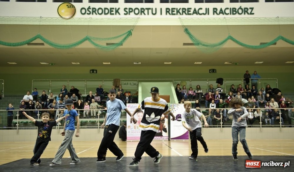 Zdjęcie w galerii na portalu naszraciborz.pl: Taneczne show Lilla House wiadomości z regionu