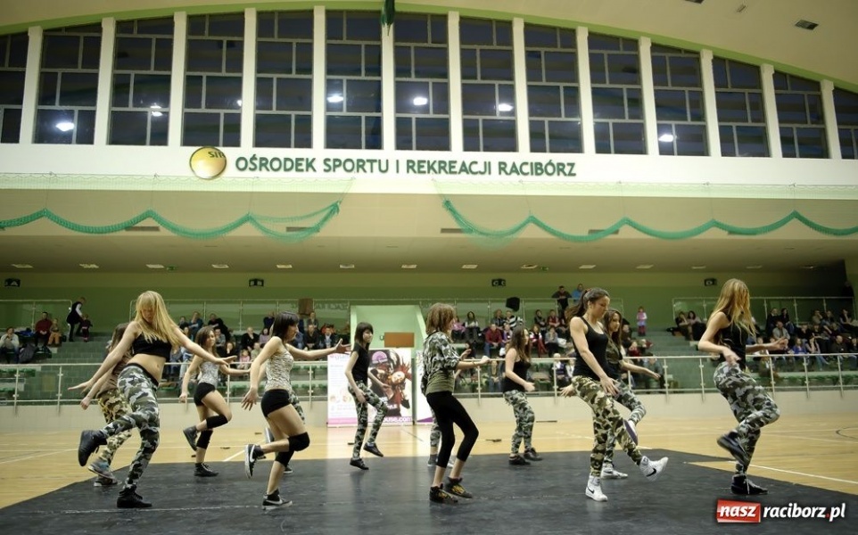 Zdjęcie w galerii na portalu naszraciborz.pl: Taneczne show Lilla House wiadomości z regionu
