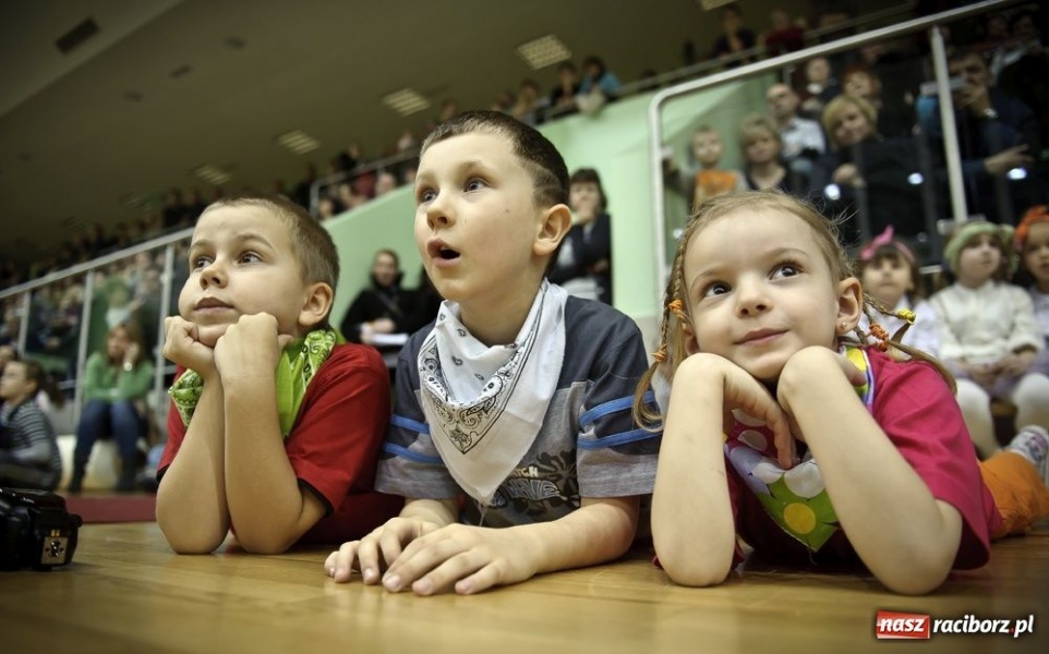 Zdjęcie w galerii na portalu naszraciborz.pl: Taneczne show Lilla House wiadomości z regionu