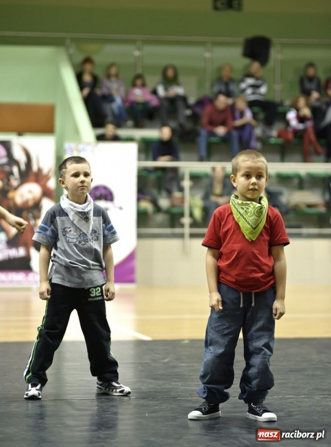 Zdjęcie w galerii na portalu naszraciborz.pl: Taneczne show Lilla House wiadomości z regionu