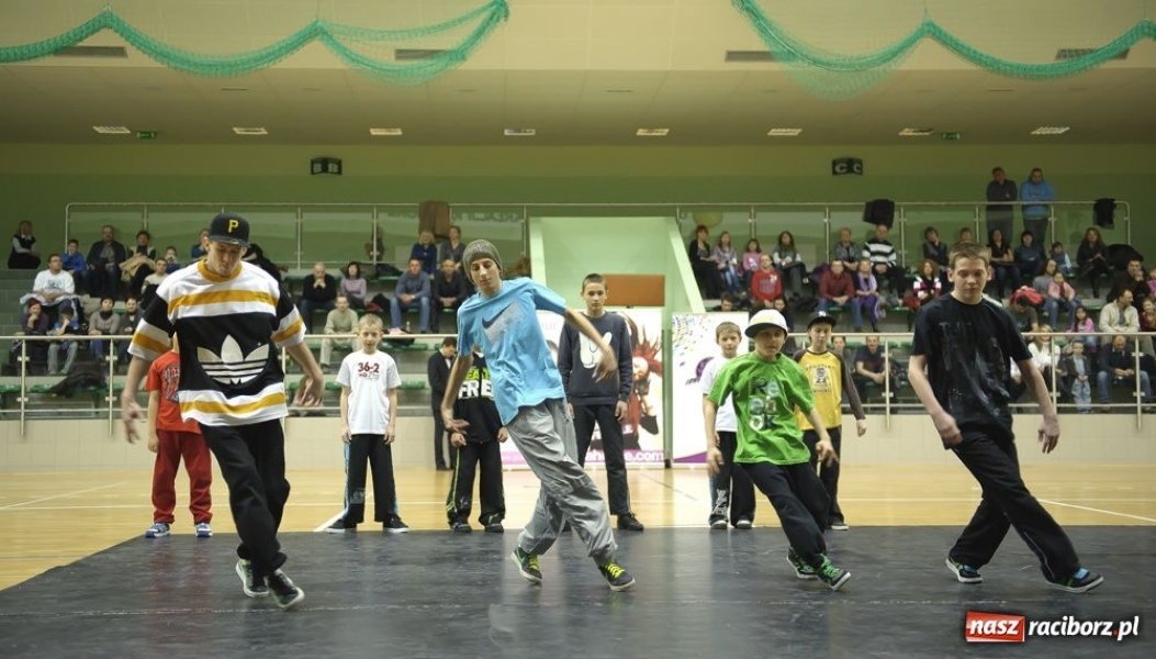 Zdjęcie w galerii na portalu naszraciborz.pl: Taneczne show Lilla House wiadomości z regionu