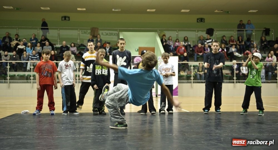 Zdjęcie w galerii na portalu naszraciborz.pl: Taneczne show Lilla House wiadomości z regionu