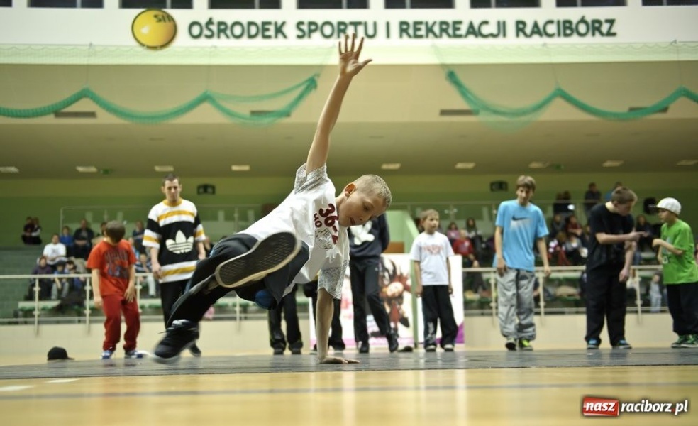 Zdjęcie w galerii na portalu naszraciborz.pl: Taneczne show Lilla House wiadomości z regionu