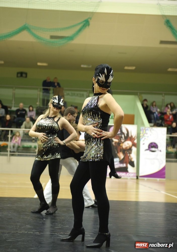 Zdjęcie w galerii na portalu naszraciborz.pl: Taneczne show Lilla House wiadomości z regionu