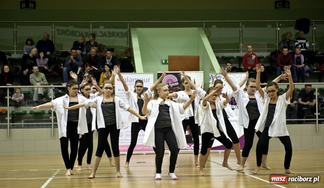 Zdjęcie w galerii na portalu naszraciborz.pl: Taneczne show Lilla House wiadomości z regionu