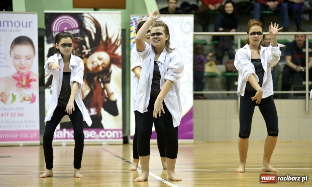 Zdjęcie w galerii na portalu naszraciborz.pl: Taneczne show Lilla House wiadomości z regionu
