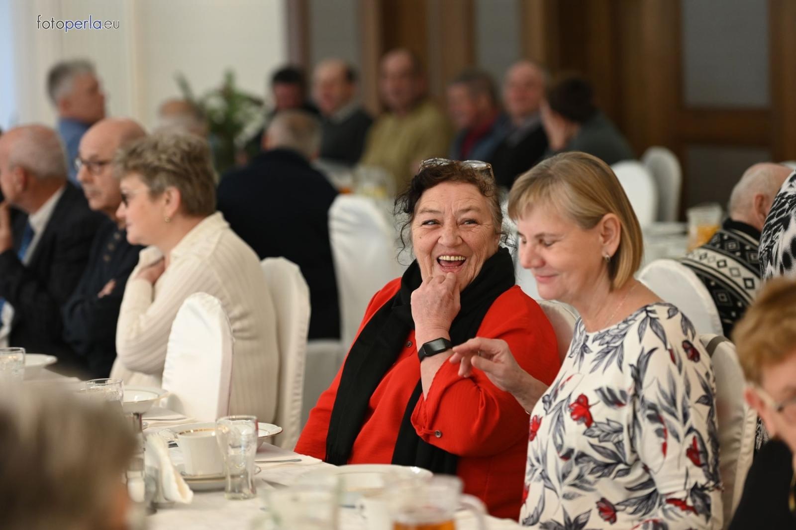 Zdjęcie w galerii na portalu naszraciborz.pl: Wzruszające świąteczne spotkanie w krzanowickiej Perle wiadomości z regionu