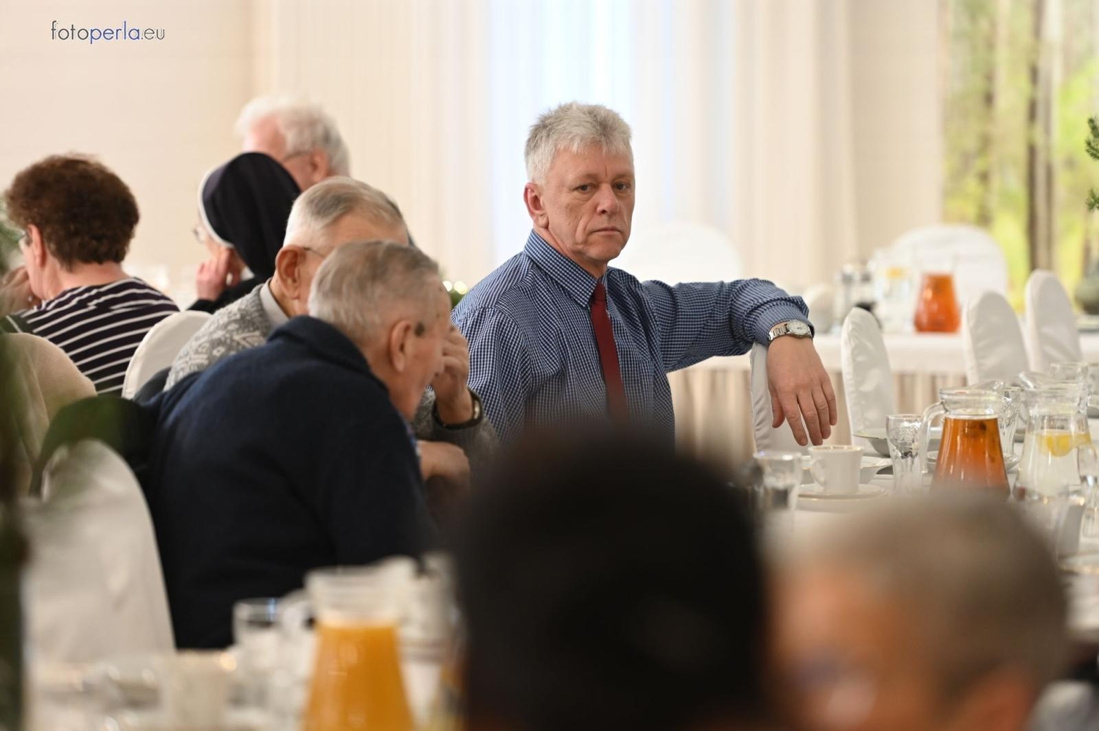 Zdjęcie w galerii na portalu naszraciborz.pl: Wzruszające świąteczne spotkanie w krzanowickiej Perle wiadomości z regionu