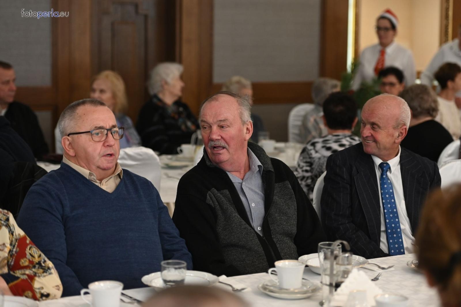 Zdjęcie w galerii na portalu naszraciborz.pl: Wzruszające świąteczne spotkanie w krzanowickiej Perle wiadomości z regionu