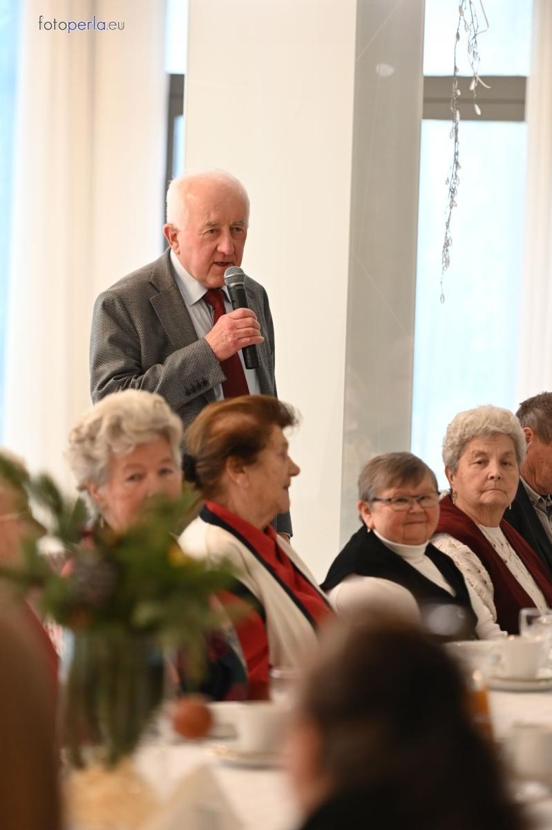 Zdjęcie w galerii na portalu naszraciborz.pl: Wzruszające świąteczne spotkanie w krzanowickiej Perle wiadomości z regionu