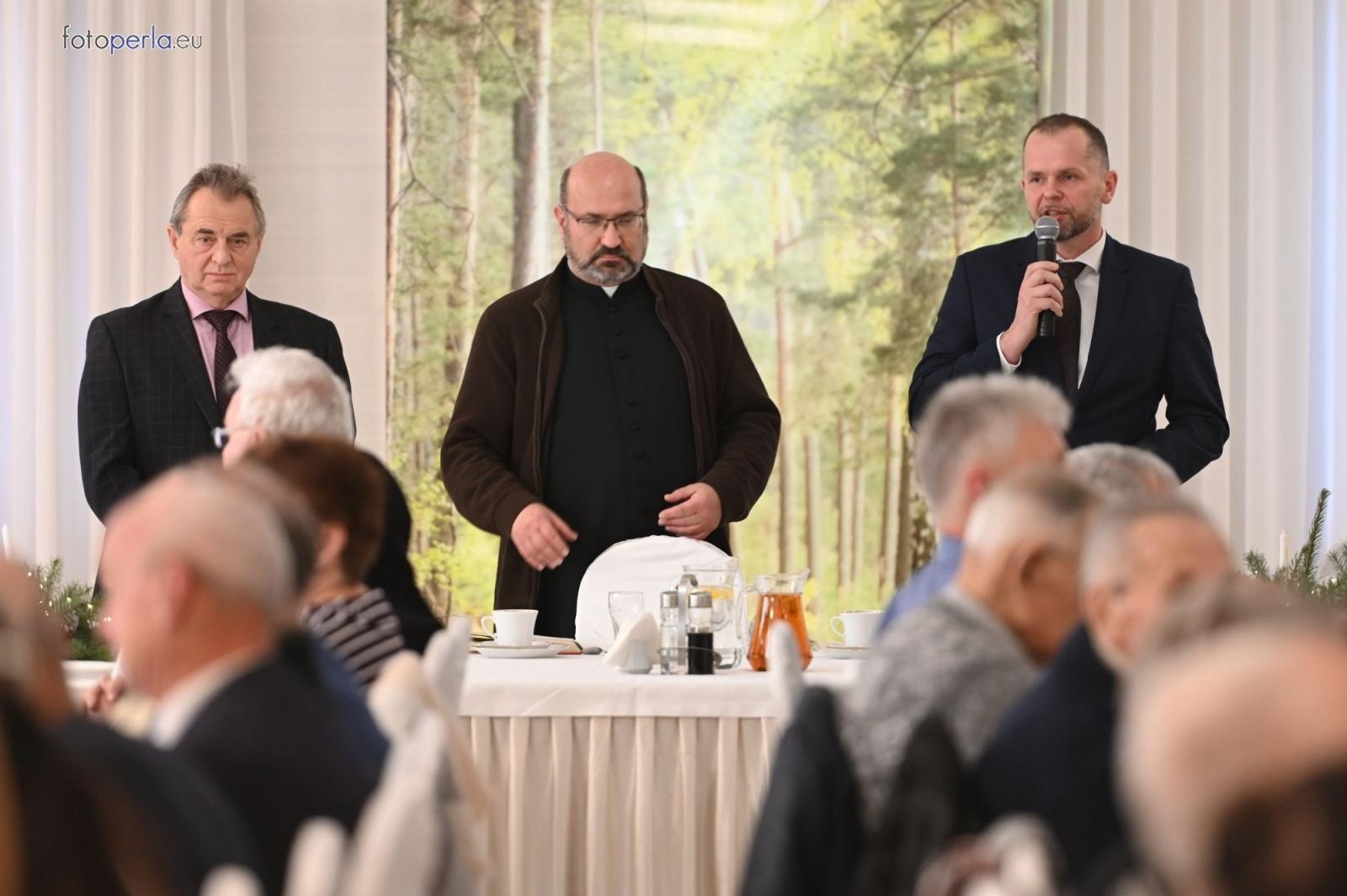 Zdjęcie w galerii na portalu naszraciborz.pl: Wzruszające świąteczne spotkanie w krzanowickiej Perle wiadomości z regionu