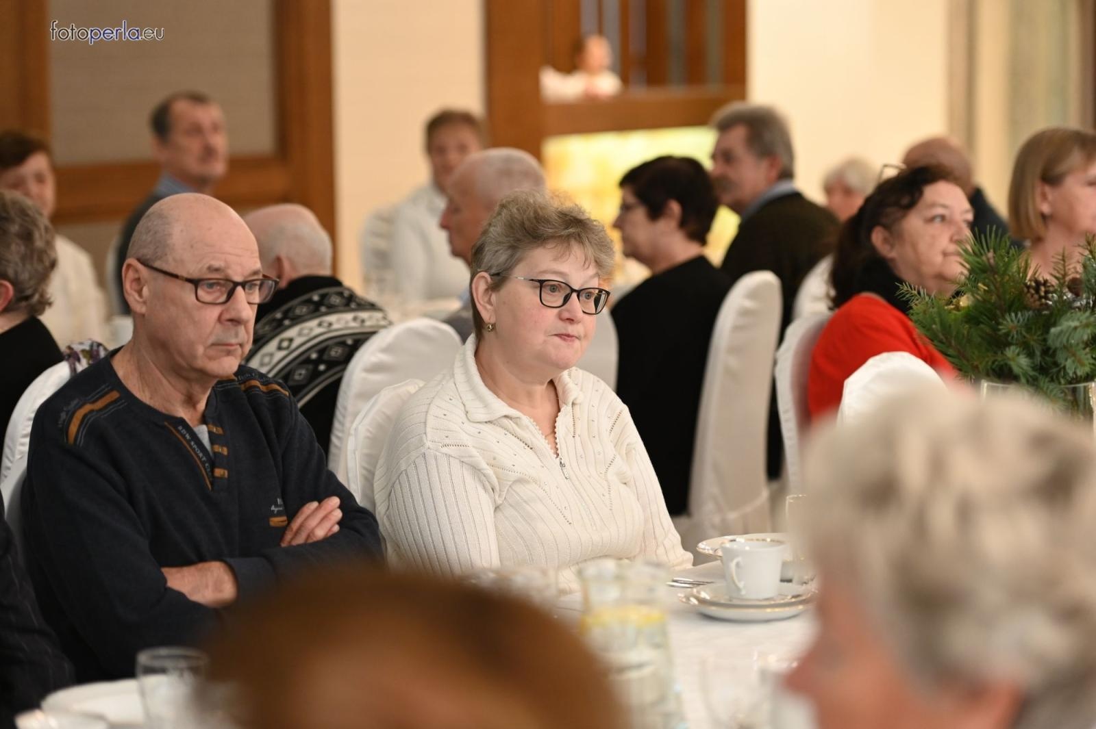 Zdjęcie w galerii na portalu naszraciborz.pl: Wzruszające świąteczne spotkanie w krzanowickiej Perle wiadomości z regionu