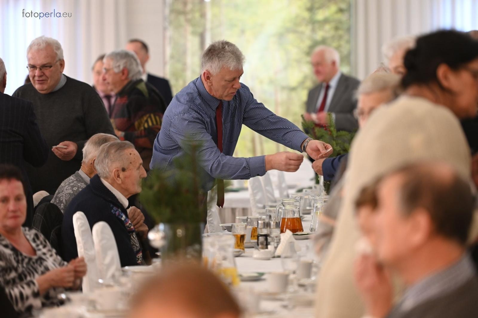 Zdjęcie w galerii na portalu naszraciborz.pl: Wzruszające świąteczne spotkanie w krzanowickiej Perle wiadomości z regionu