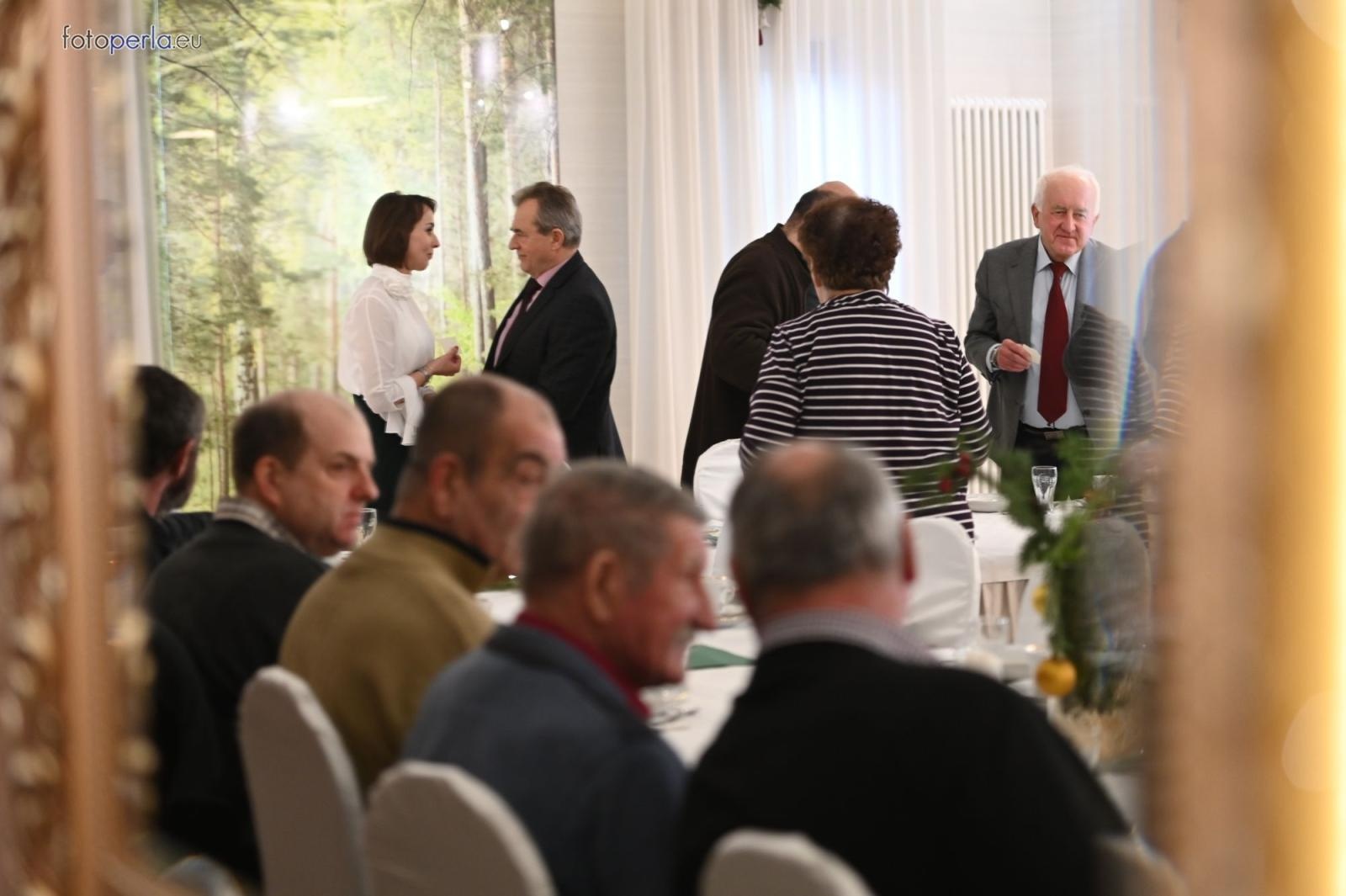 Zdjęcie w galerii na portalu naszraciborz.pl: Wzruszające świąteczne spotkanie w krzanowickiej Perle wiadomości z regionu