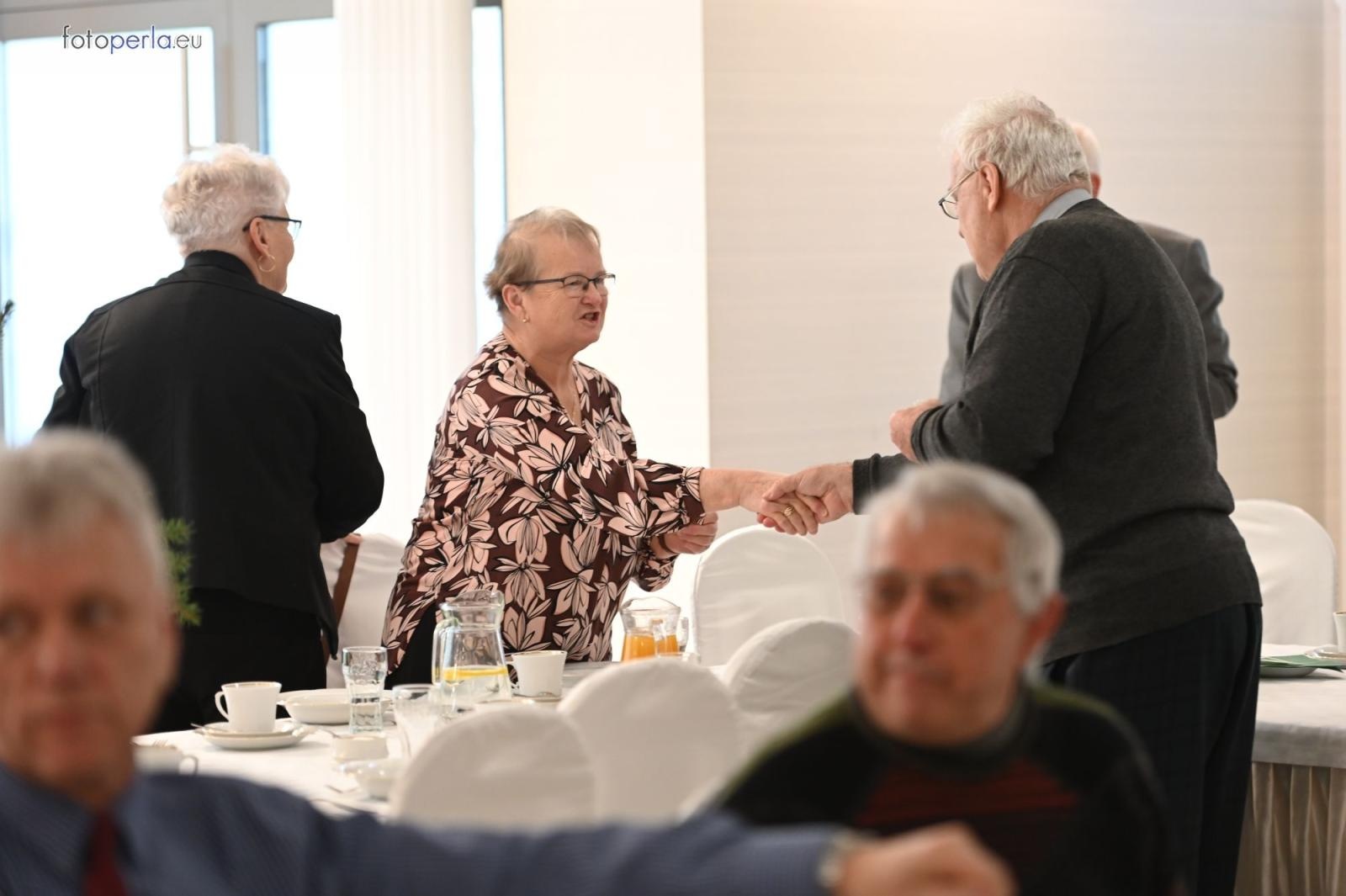 Zdjęcie w galerii na portalu naszraciborz.pl: Wzruszające świąteczne spotkanie w krzanowickiej Perle wiadomości z regionu