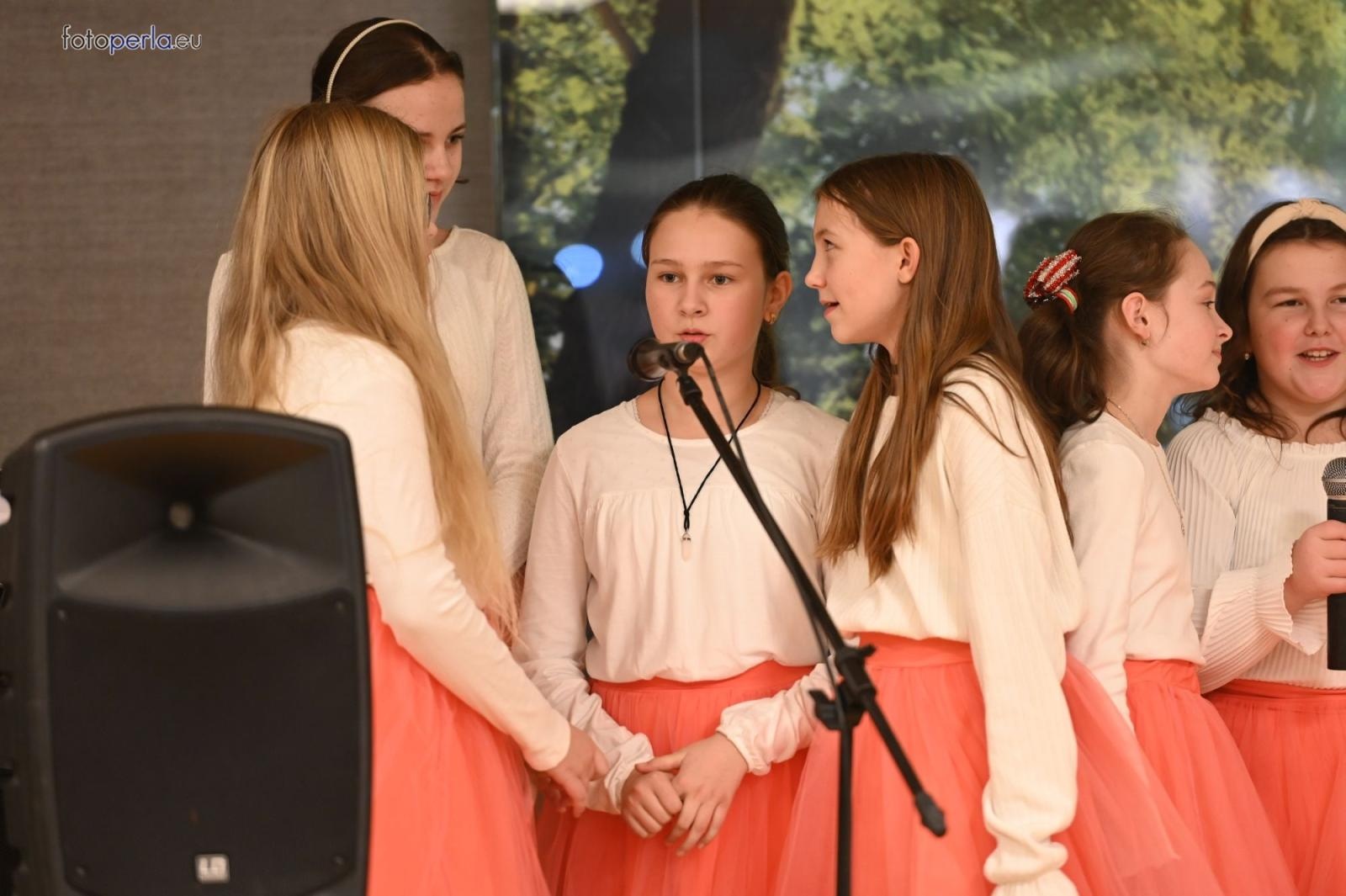 Zdjęcie w galerii na portalu naszraciborz.pl: Wzruszające świąteczne spotkanie w krzanowickiej Perle wiadomości z regionu