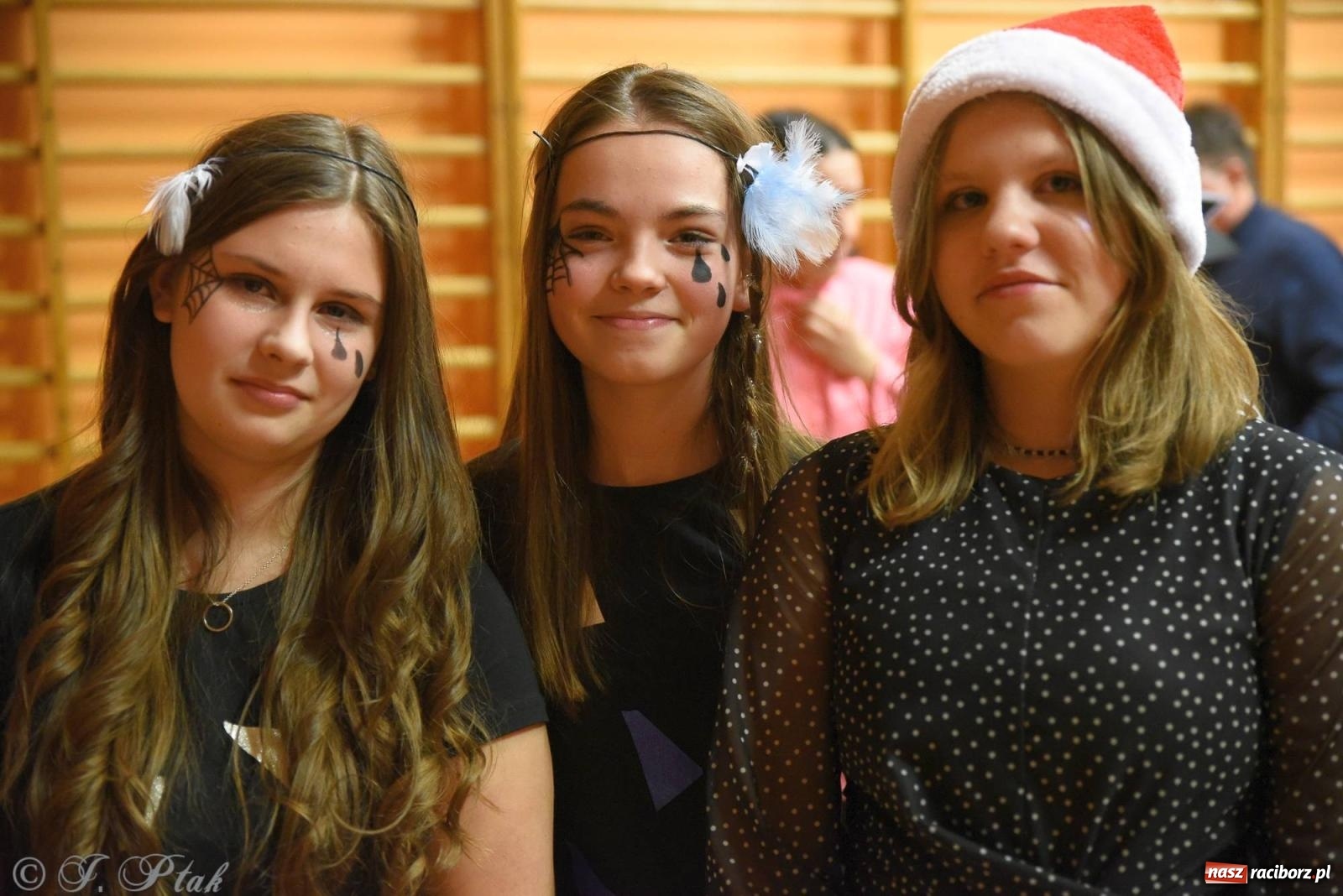 Zdjęcie w galerii na portalu naszraciborz.pl: Teatr Trzynastka wystawił Królową Śniegu wiadomości z regionu